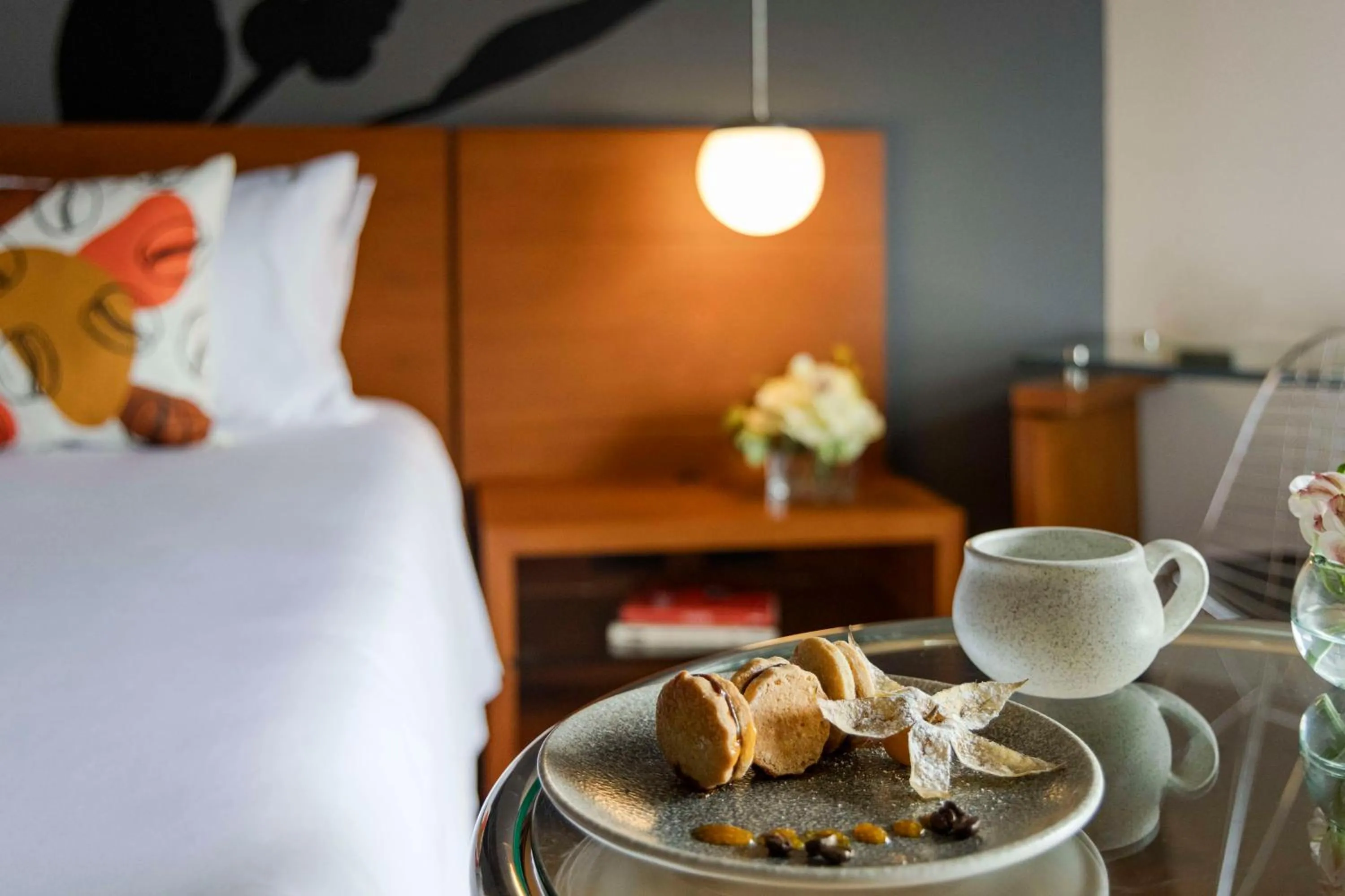 Food and drinks, Bed in Avani Royal Zona T Bogotá Hotel