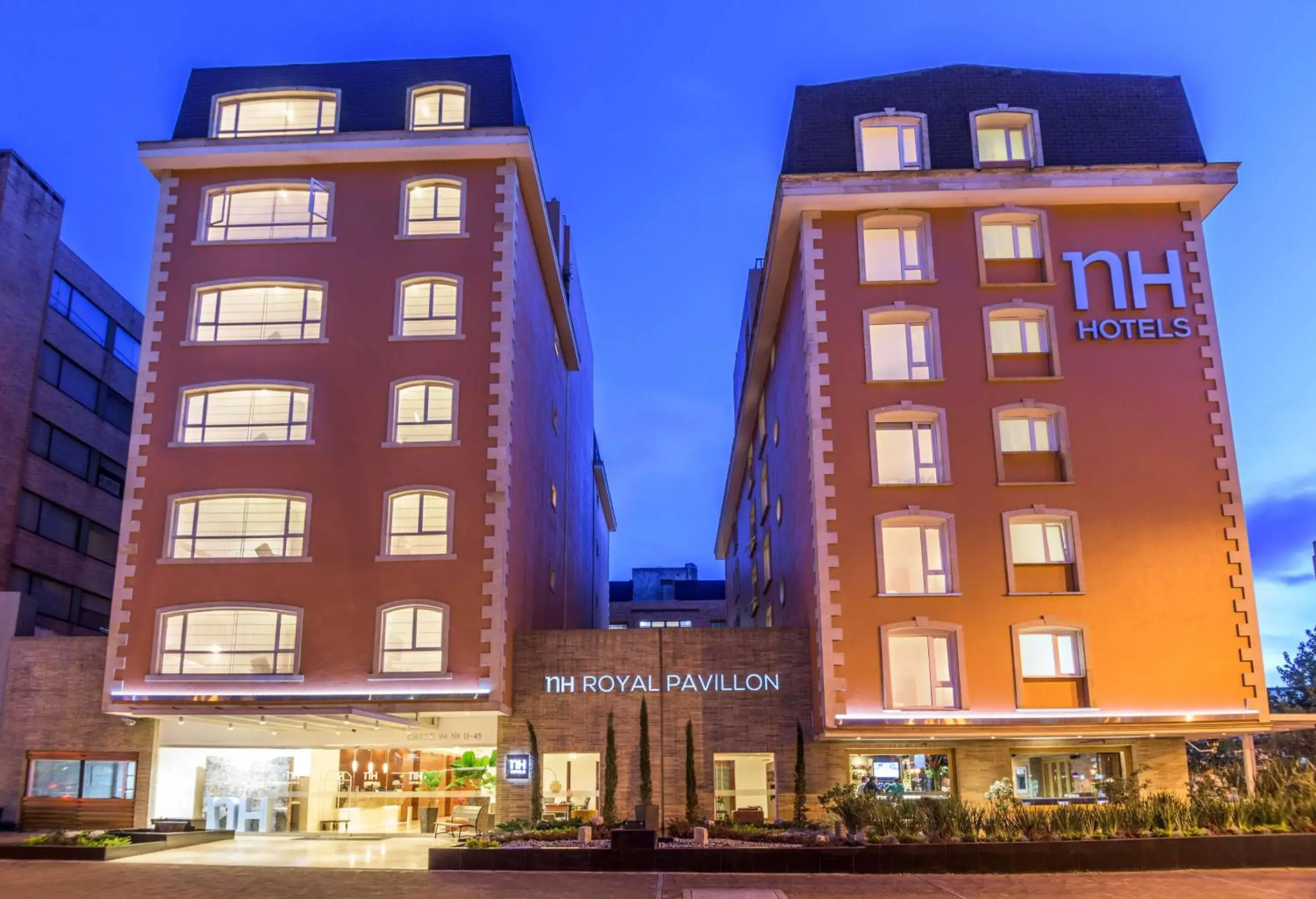 Property building in NH Bogota Pavillon Royal Property building in NH Bogota Pavillon Royal