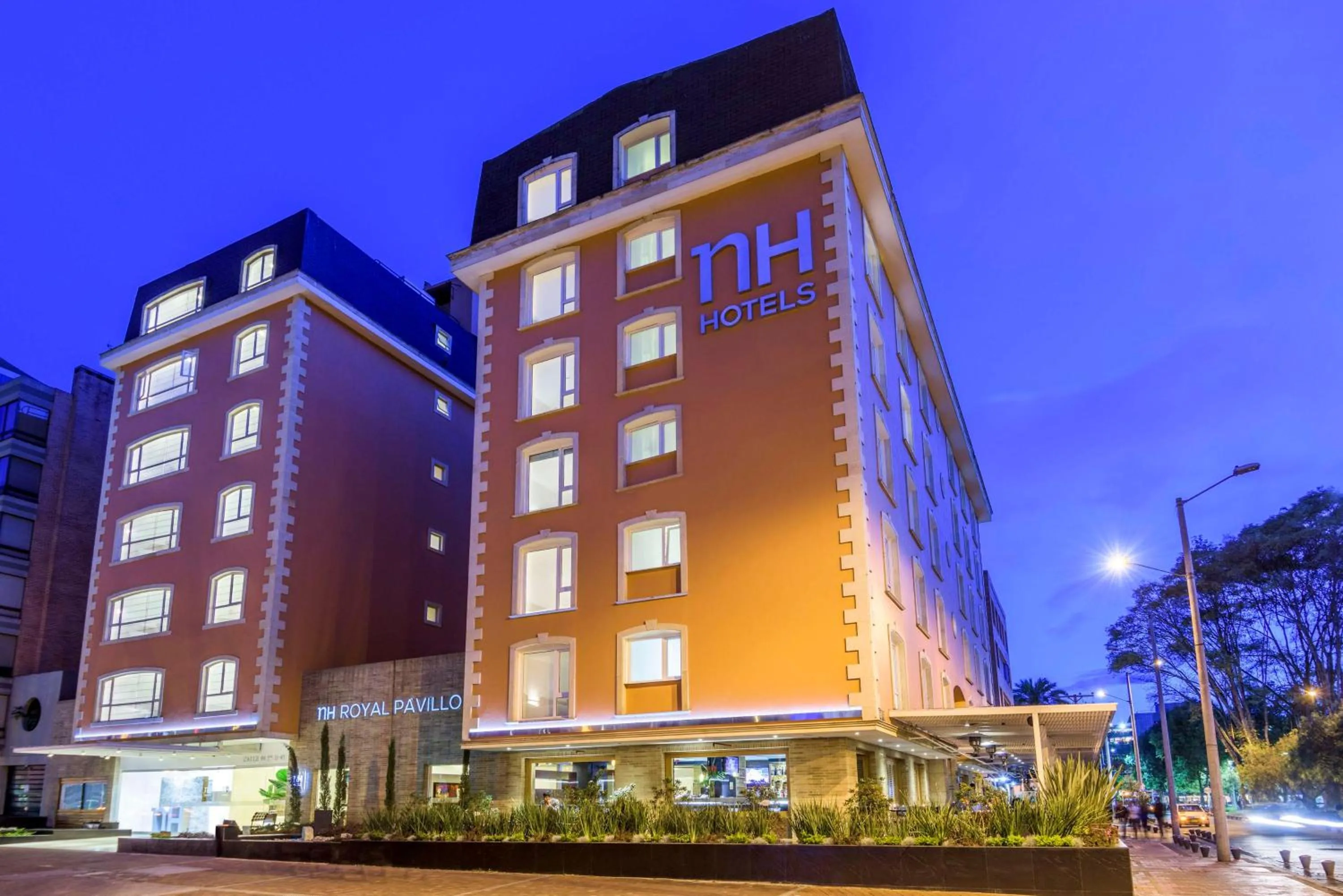 Property building in NH Bogota Pavillon Royal