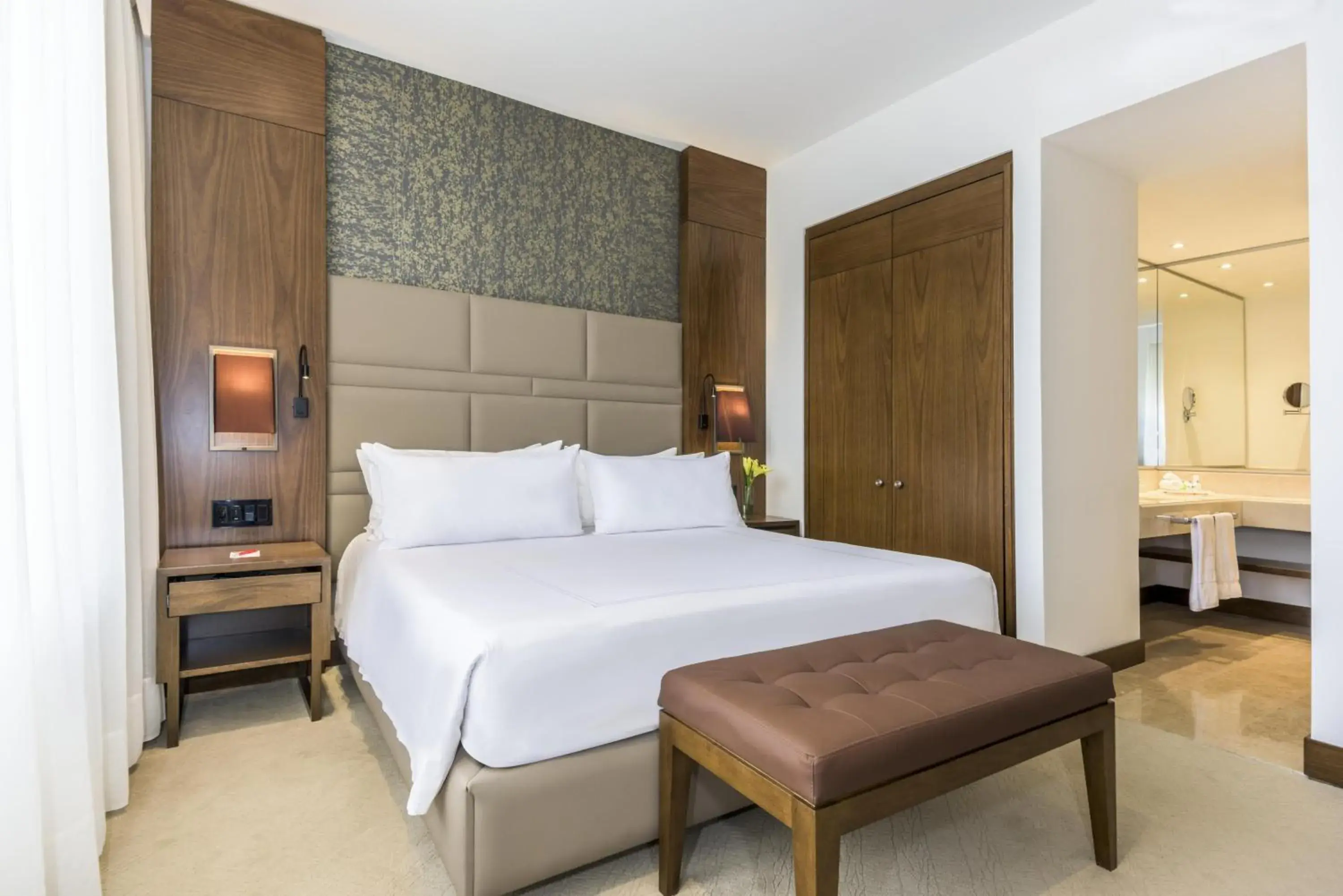 Bedroom, Bed in NH Collection Bogotá Royal Teleport Bedroom, Bed in NH Collection Bogotá Royal Teleport