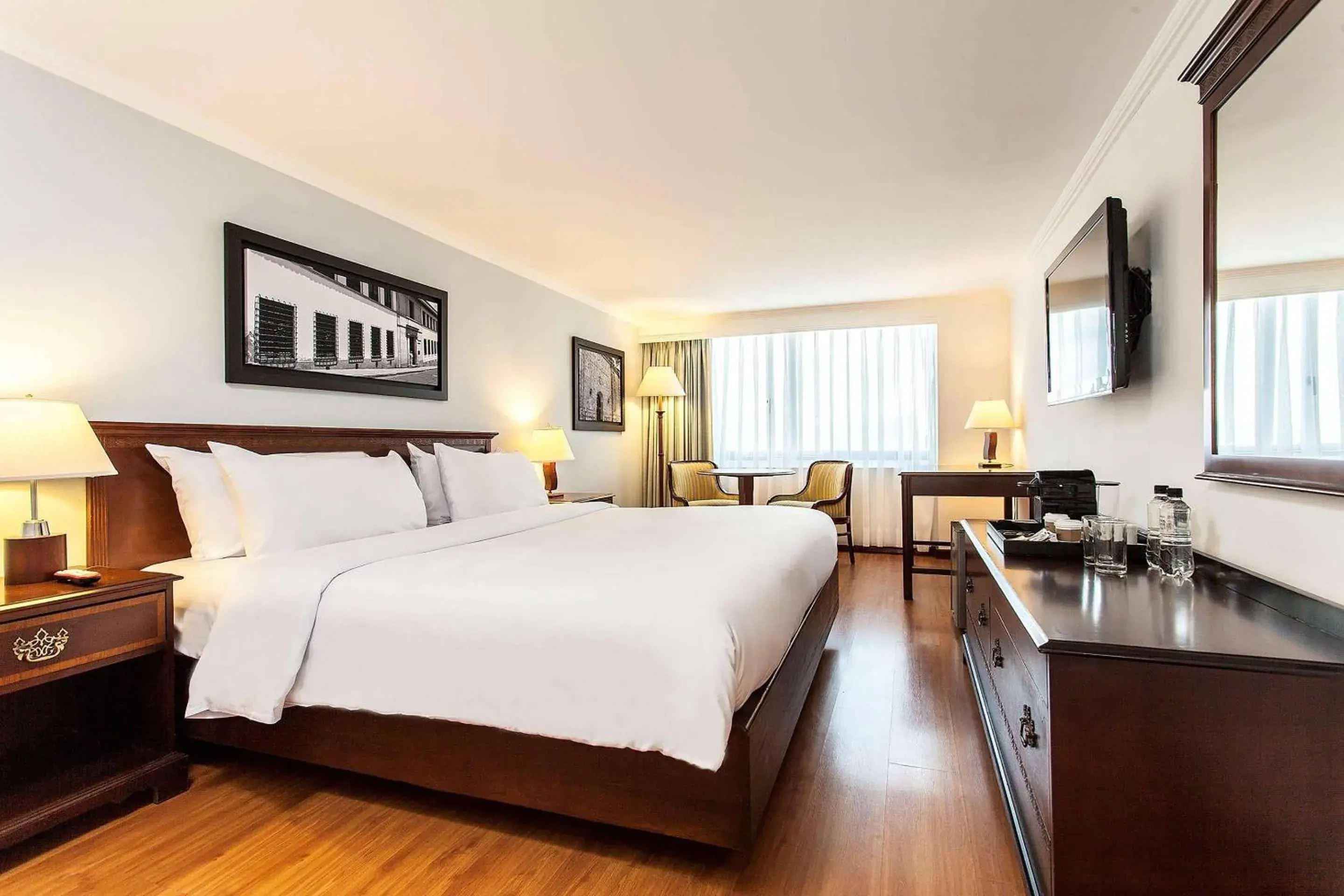 Bedroom, Bed in Radisson Bogota Metrotel Bedroom, Bed in Radisson Bogota Metrotel
