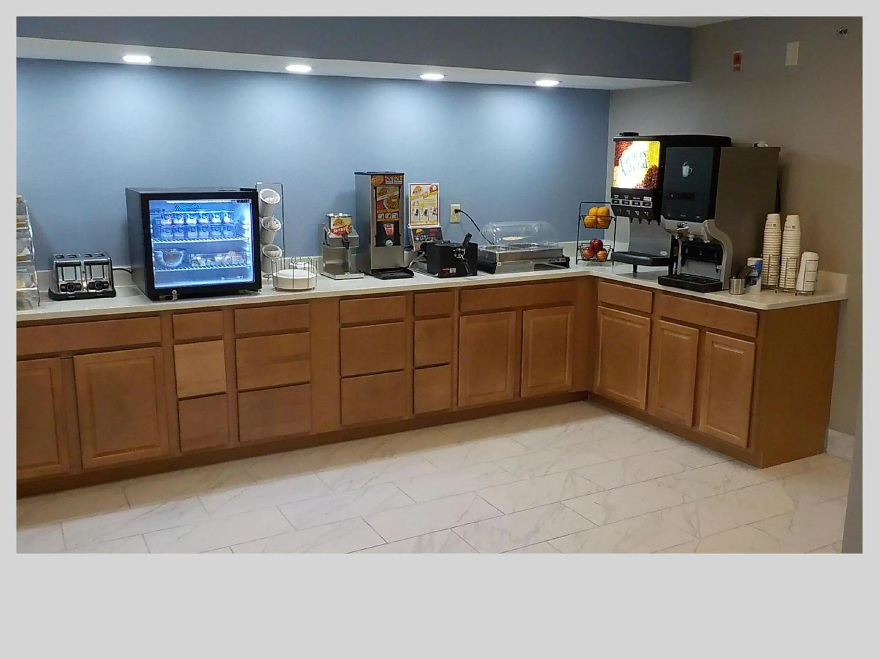 Restaurant/places to eat in Clarion Pointe Indianapolis Northeast Restaurant/places to eat in Clarion Pointe Indianapolis Northeast