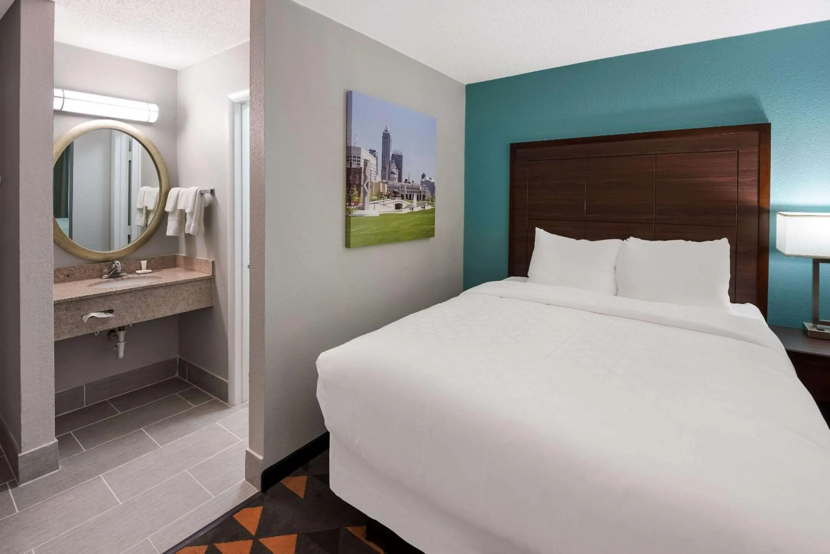 Bedroom, Bed in Clarion Pointe Indianapolis Northeast