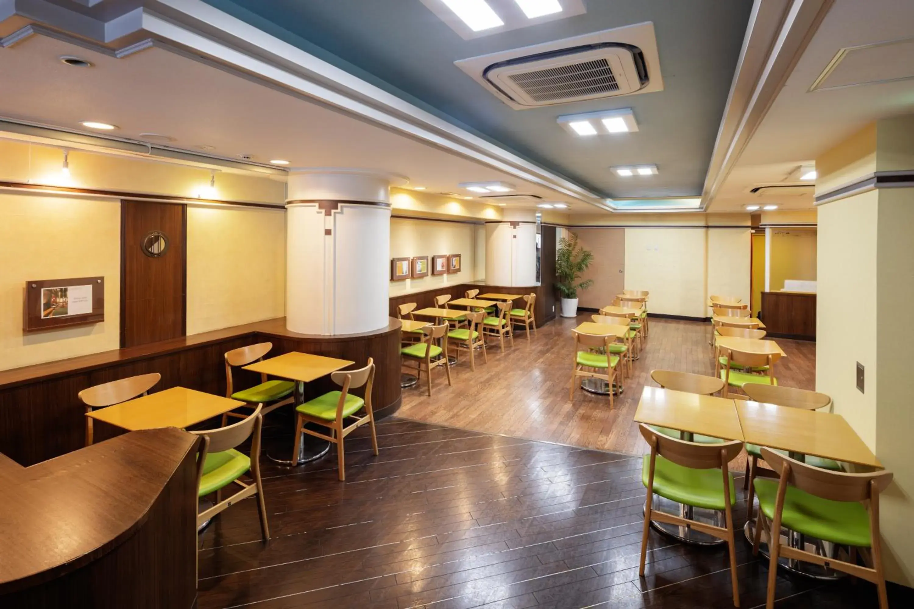 Restaurant/places to eat in the b suidobashi Restaurant/places to eat in the b suidobashi