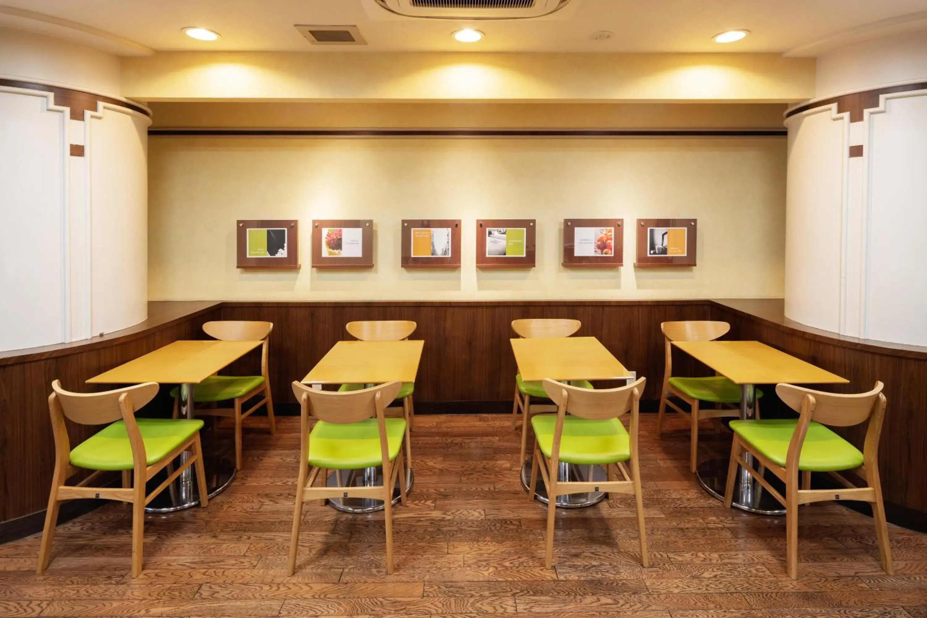 Restaurant/places to eat in the b suidobashi Restaurant/places to eat in the b suidobashi