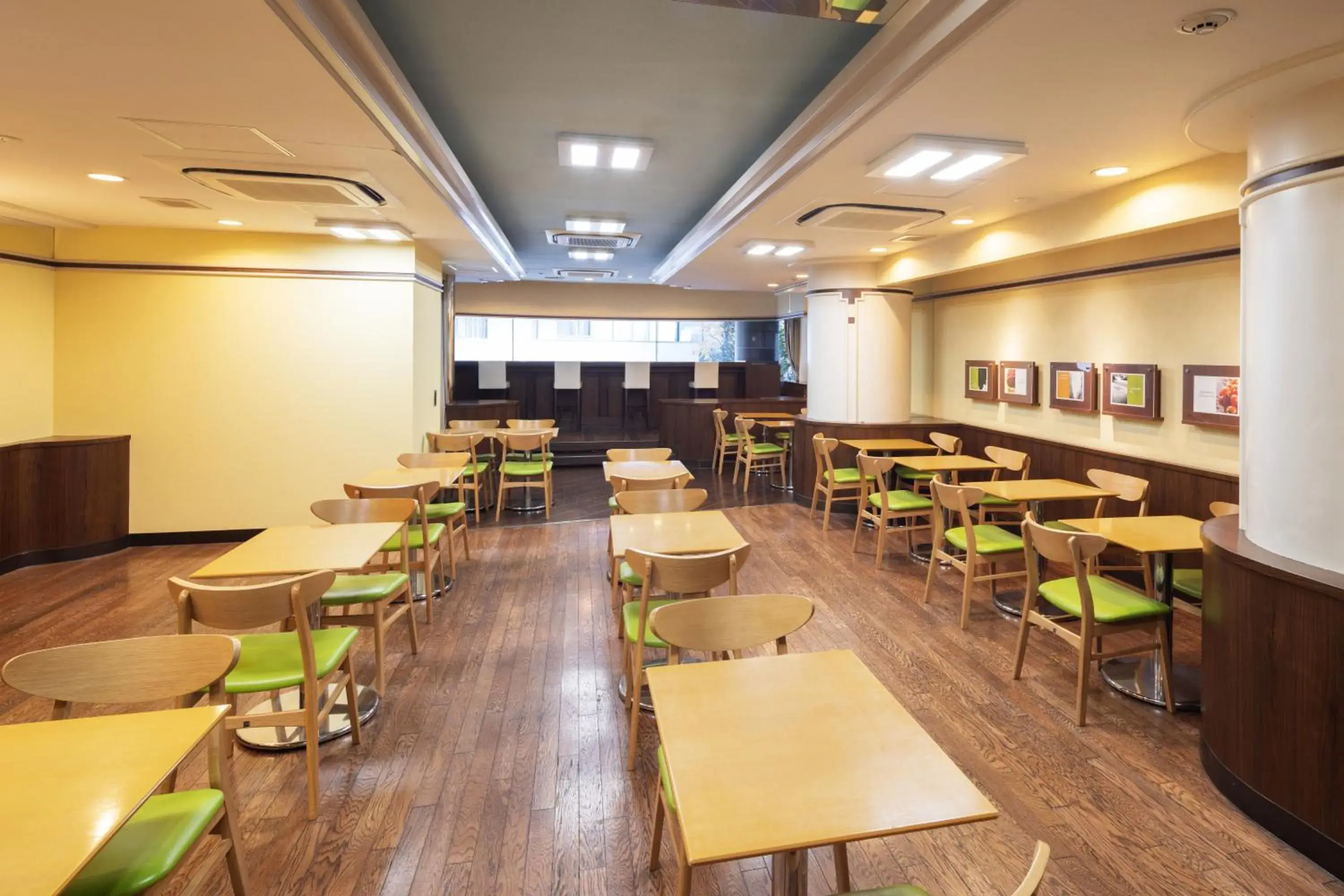 Restaurant/places to eat in the b suidobashi Restaurant/places to eat in the b suidobashi