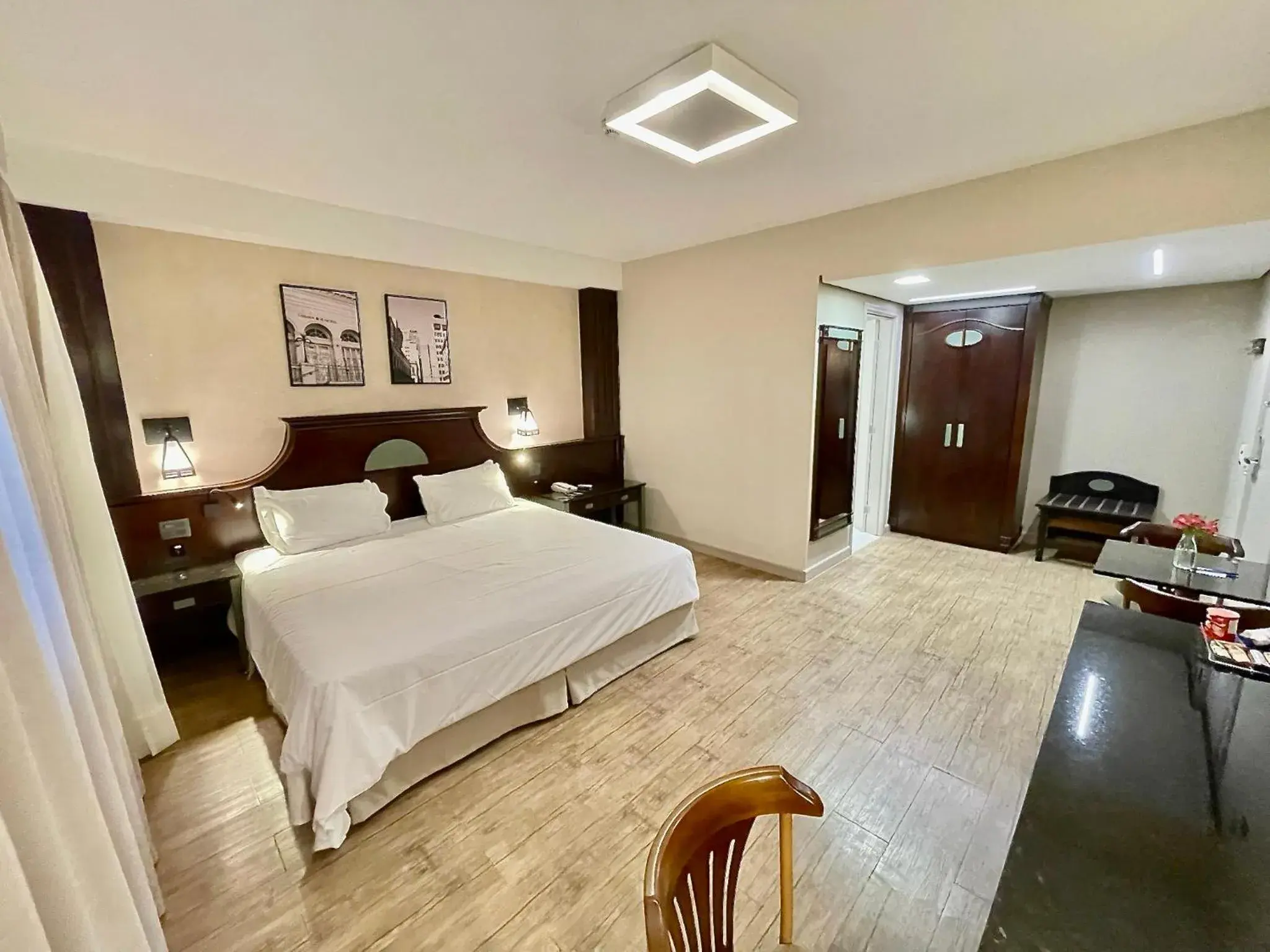 King Room - single occupancy in Transamerica Executive Curitiba Batel King Room - single occupancy in Transamerica Executive Curitiba Batel