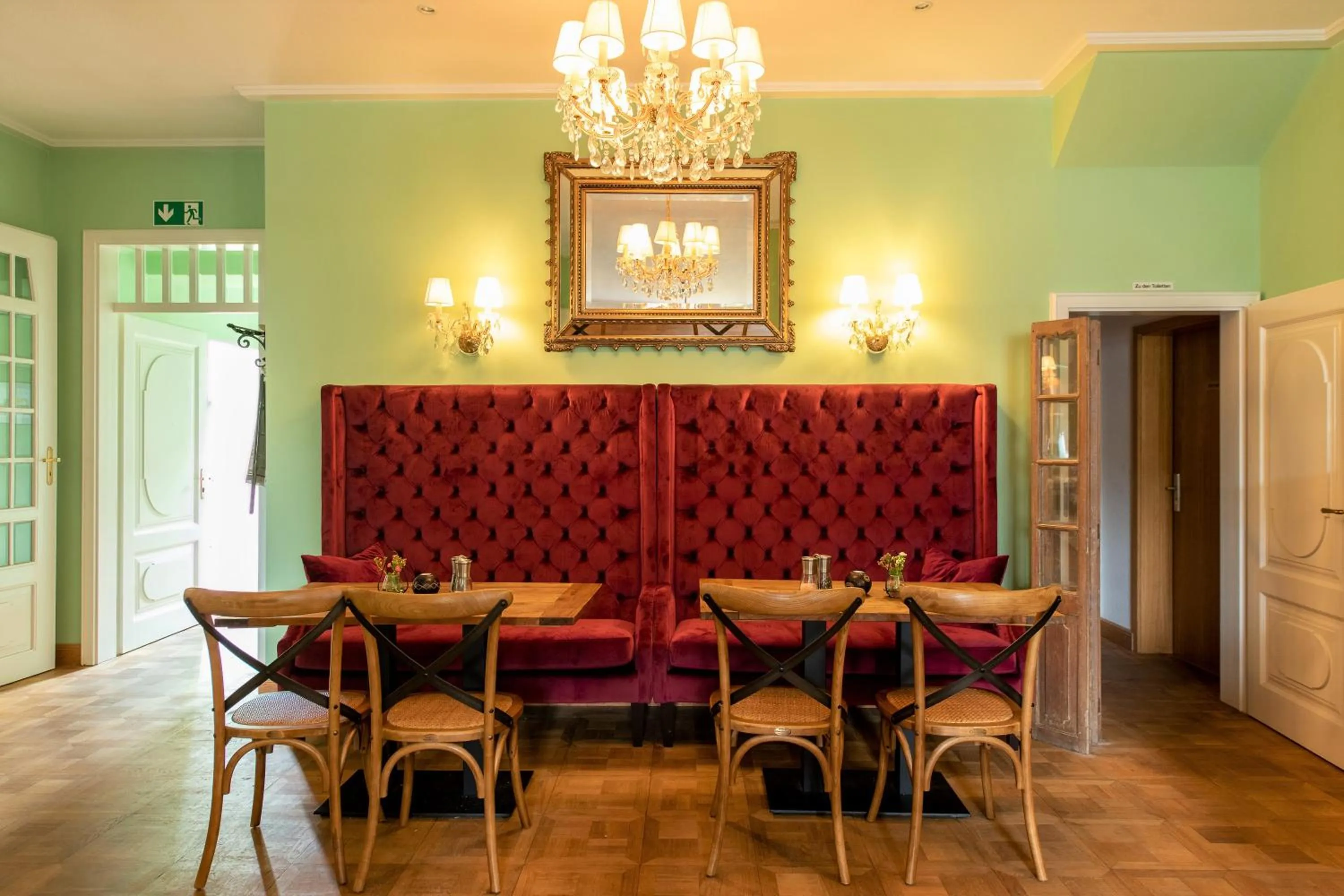 Restaurant/places to eat in Hotel & Restaurant Raueneck