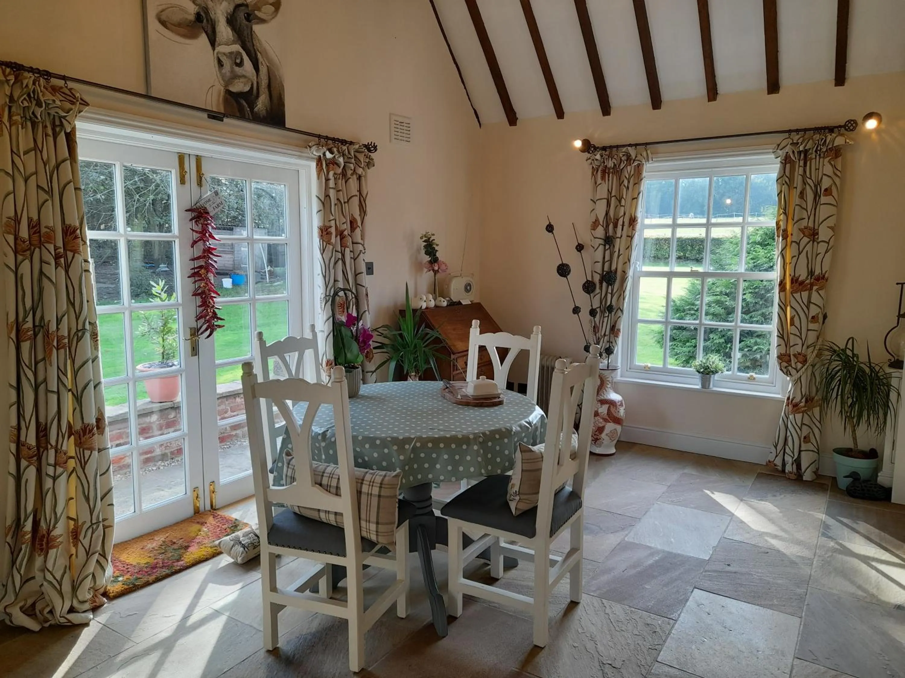 Patio in Clumber Lane End Farm