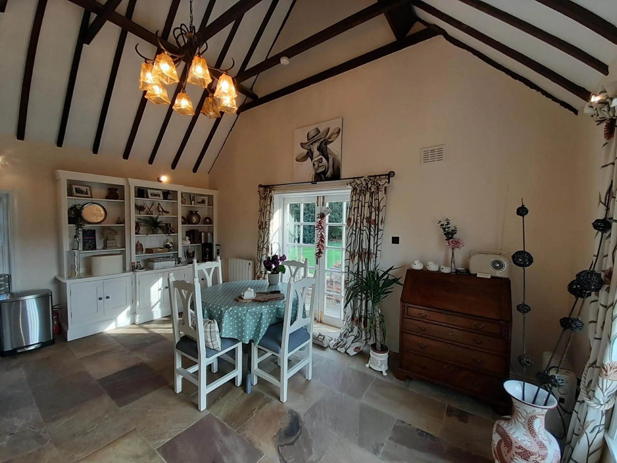 Patio in Clumber Lane End Farm