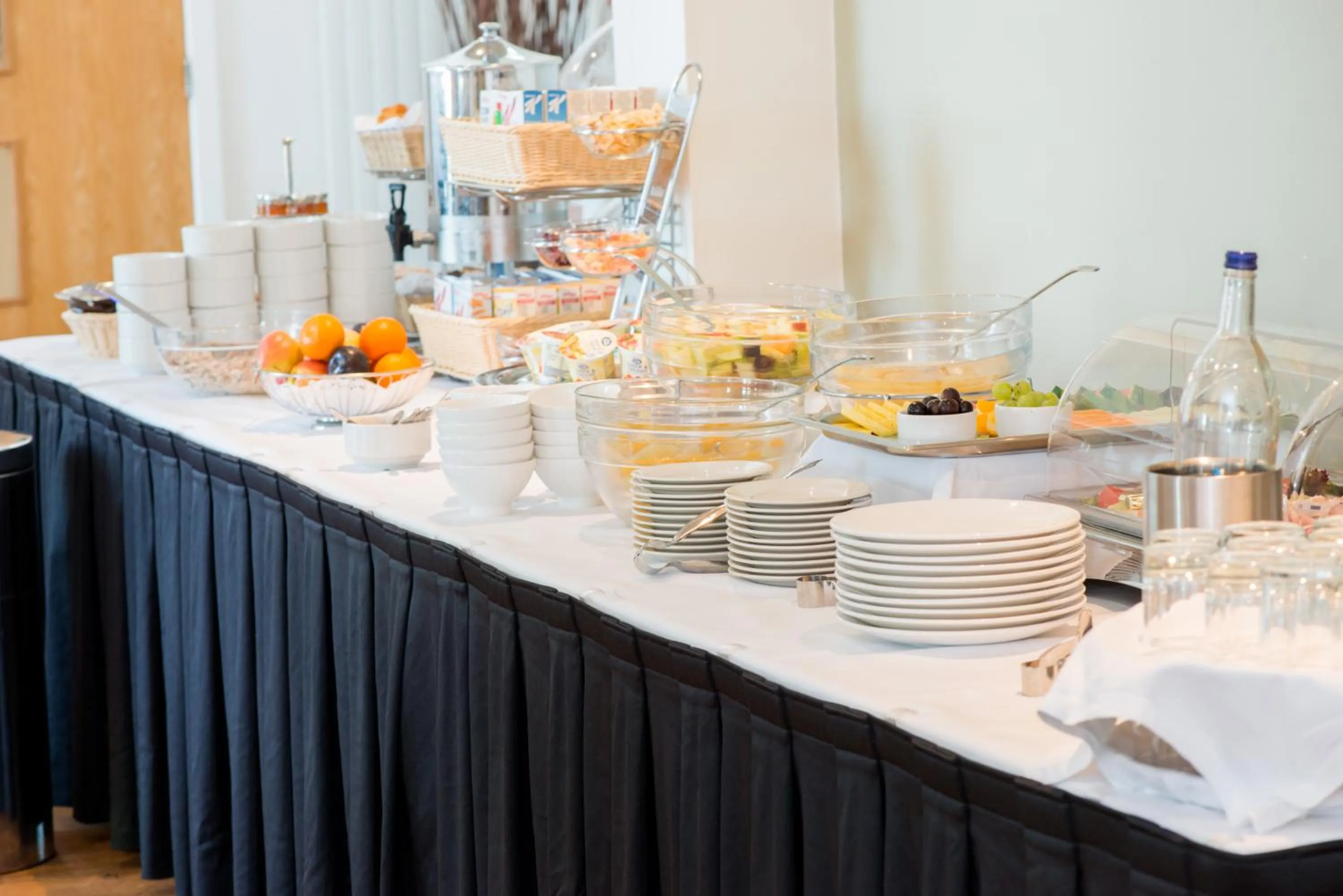 Continental breakfast in Stanwell Hotel By Mercure