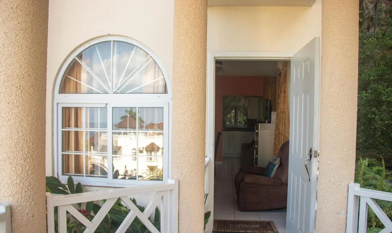Patio in Elegant Condo Awesome View