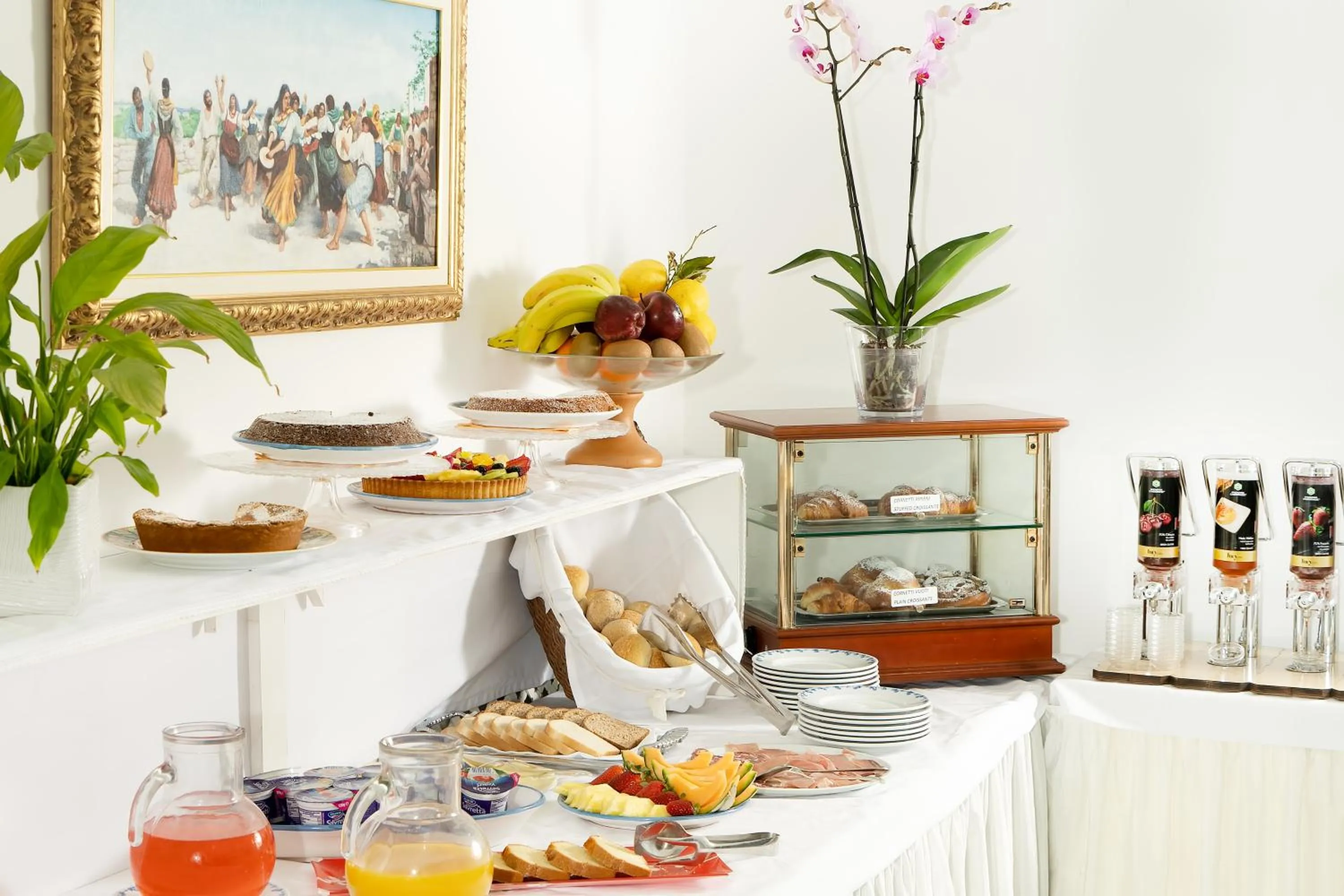 Breakfast in Sina Flora