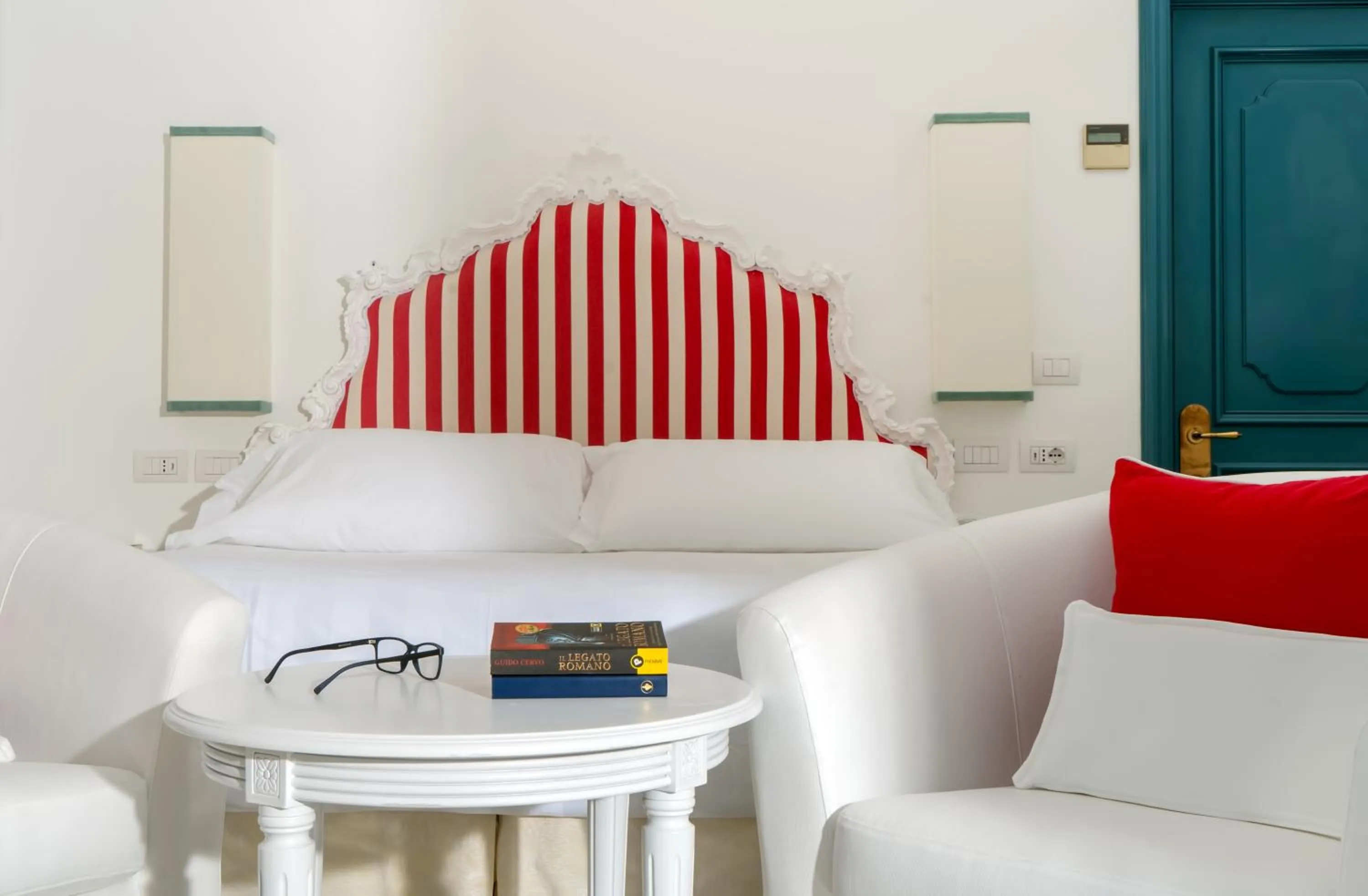 Bedroom in Sina Flora