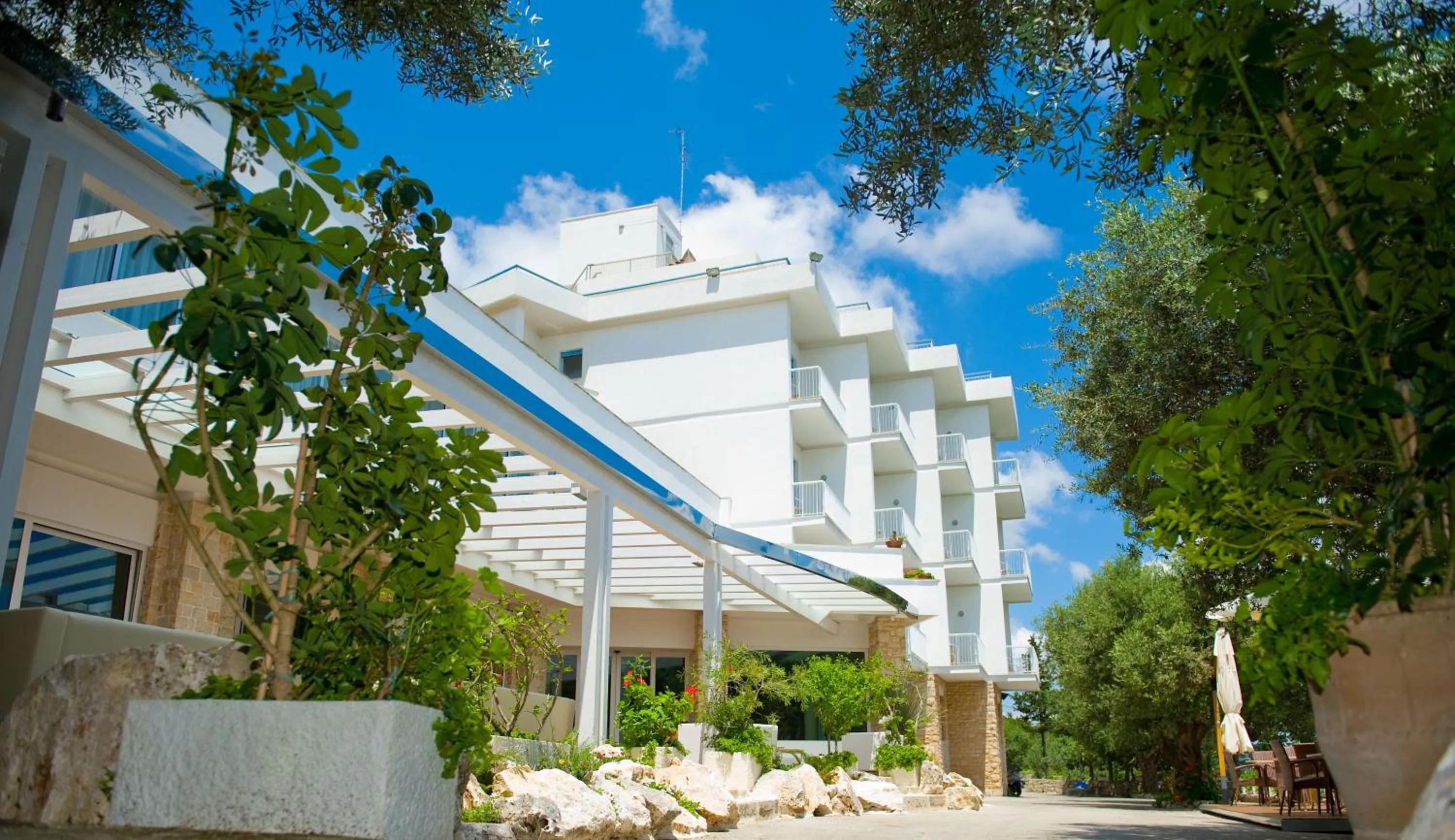 Facade/entrance in Hotel Orsa Maggiore