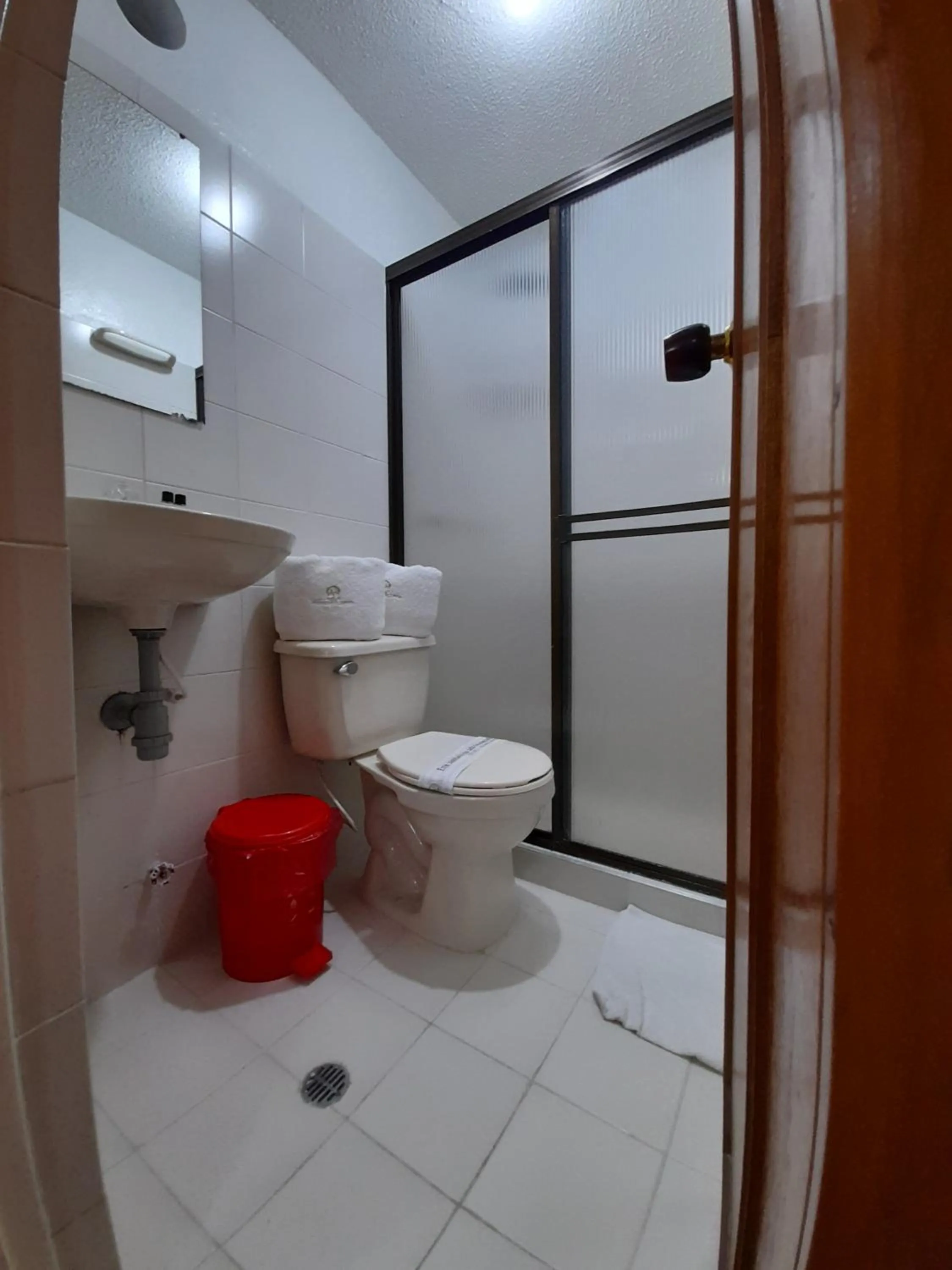 Bathroom in Hotel Valle de Pubenza