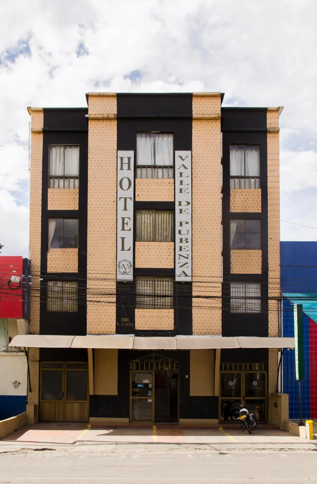 Property building in Hotel Valle de Pubenza