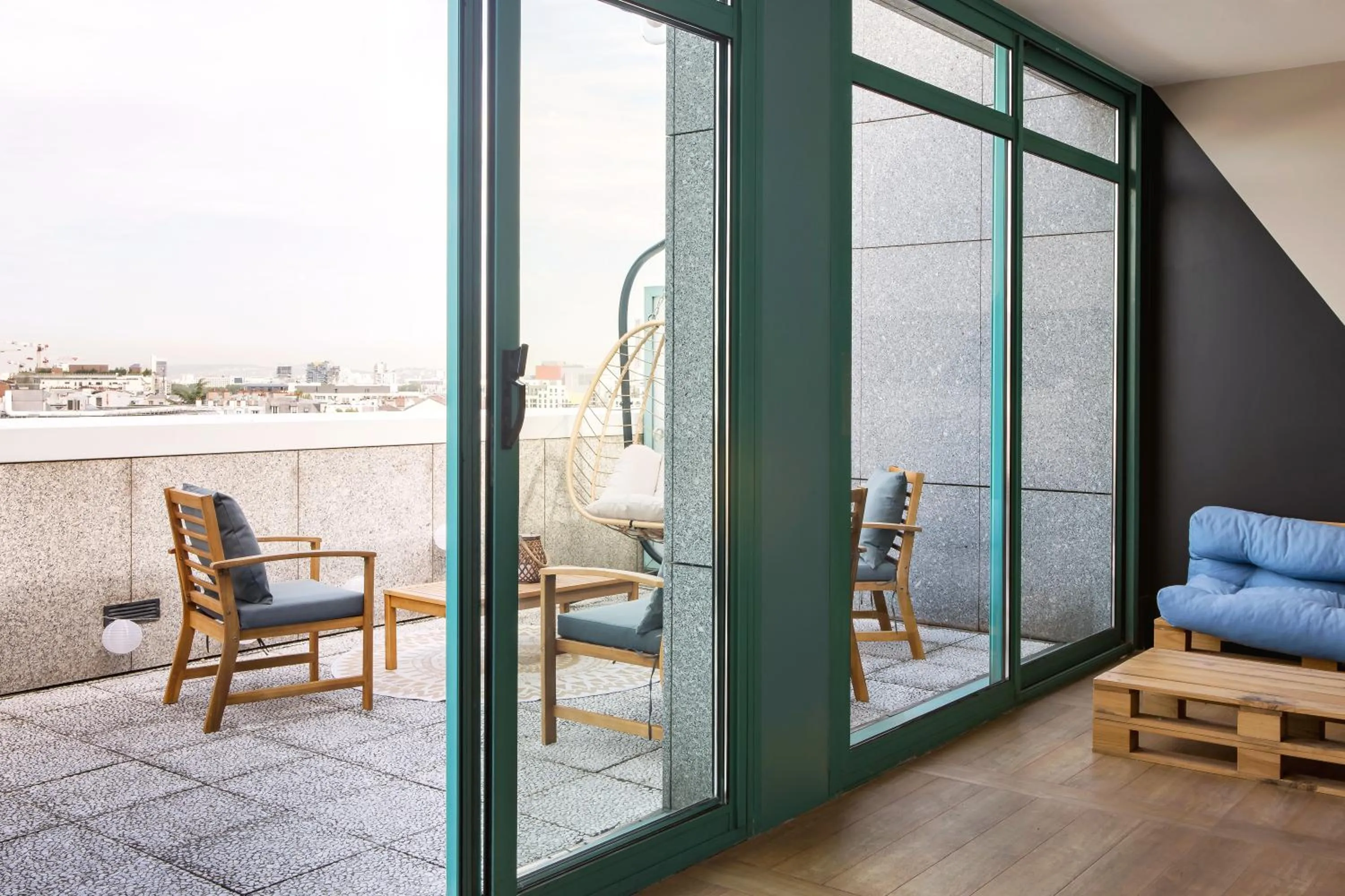 Patio in Mercure Paris Saint-Ouen