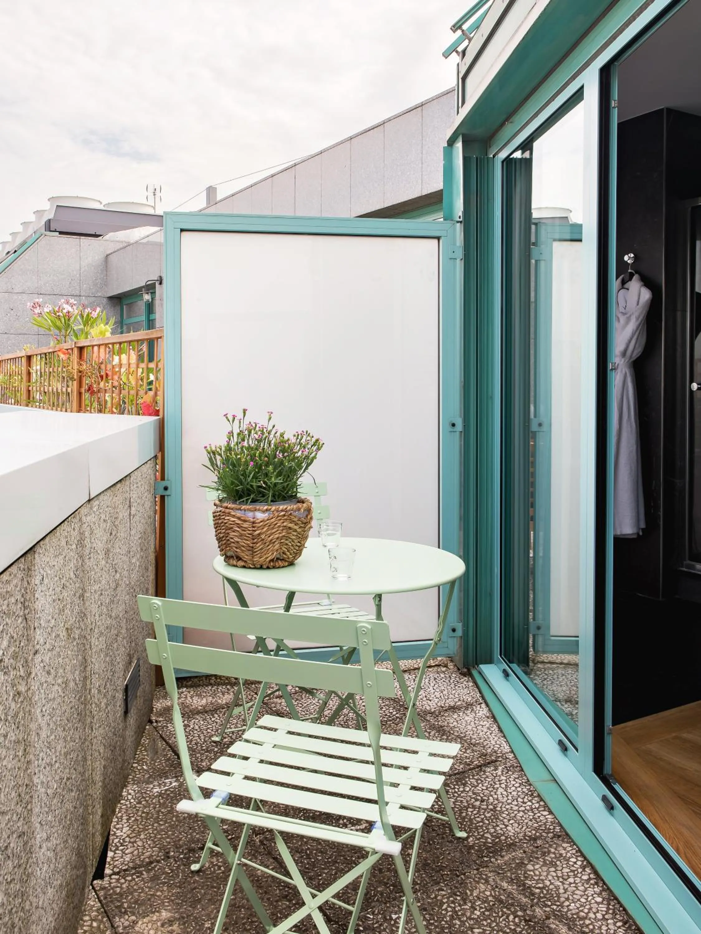 Balcony/Terrace in Mercure Paris Saint-Ouen