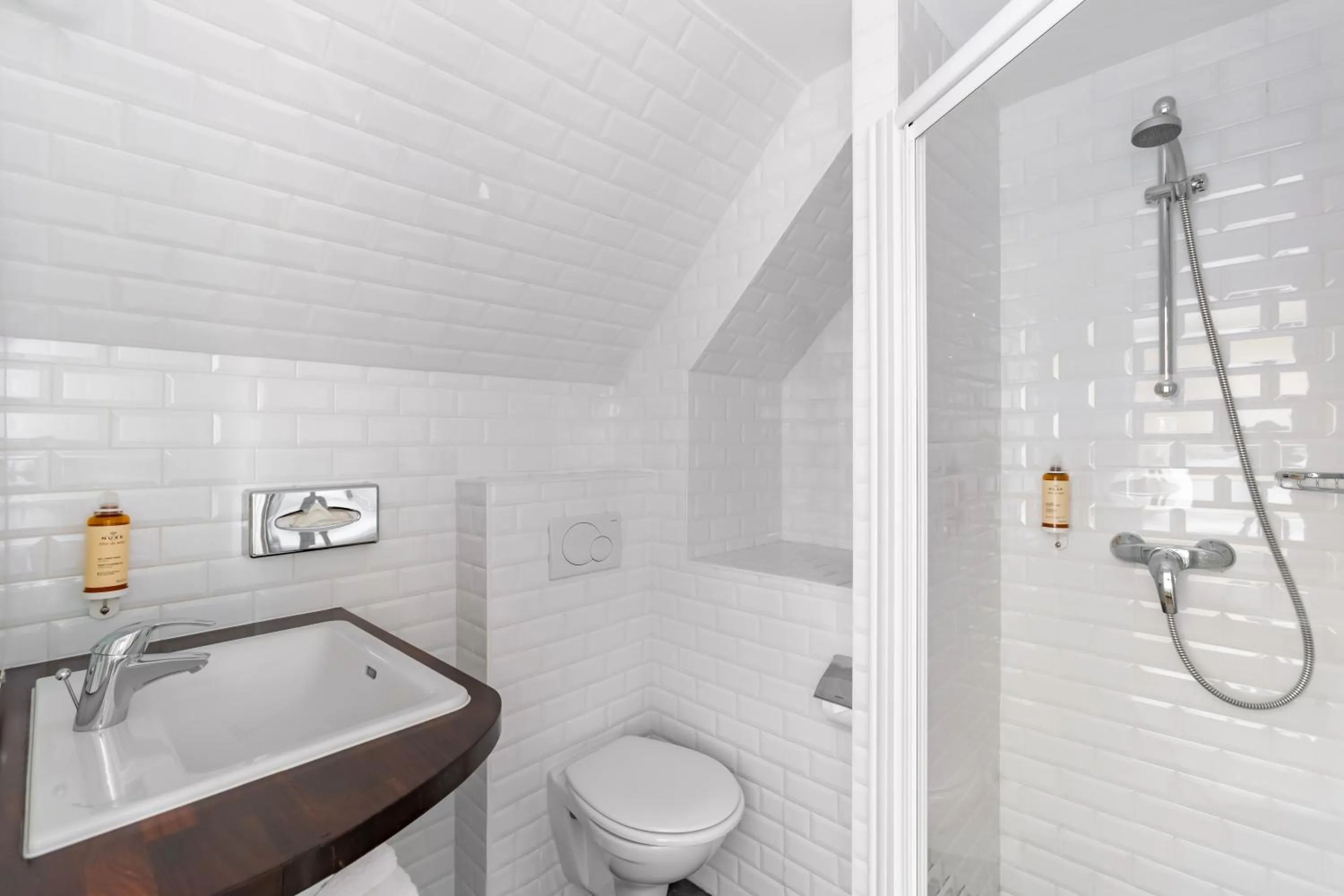 Bathroom in Le Grand Large, Belle-Ile-En-Mer