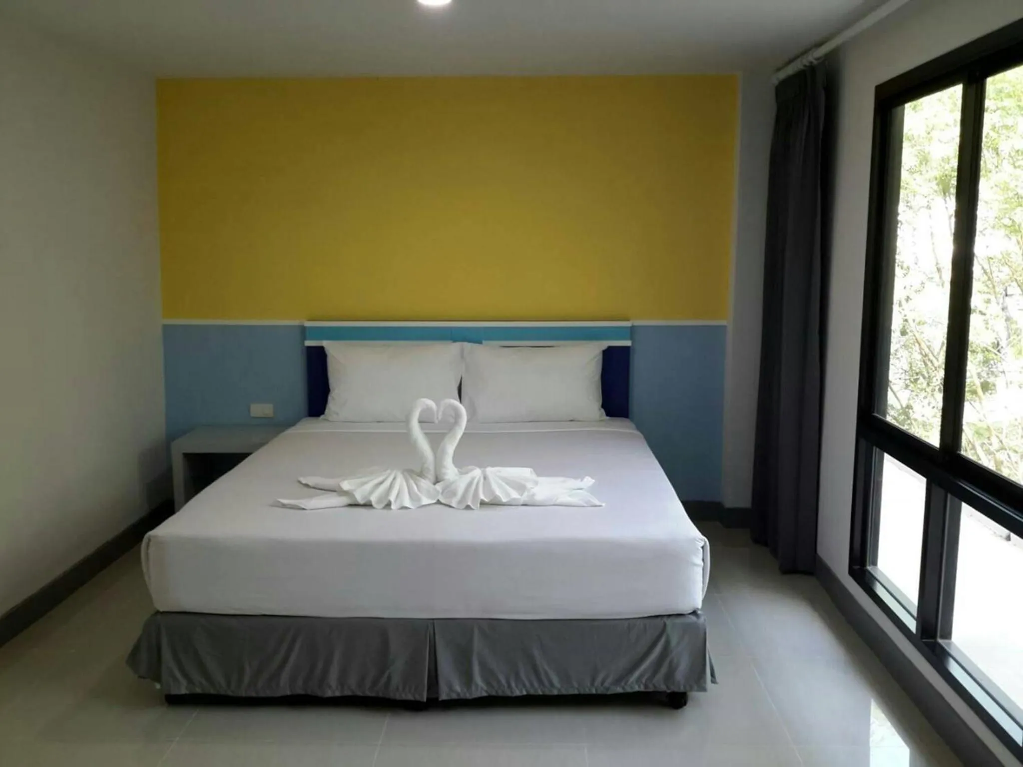 Bedroom in Sakura Budget Hotel