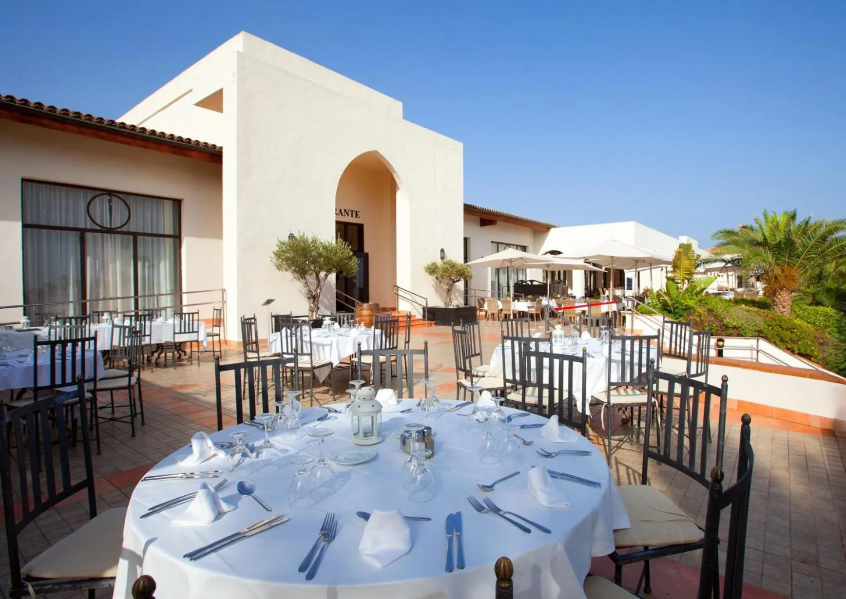 Restaurant/places to eat in Impressive Playa Granada Golf
