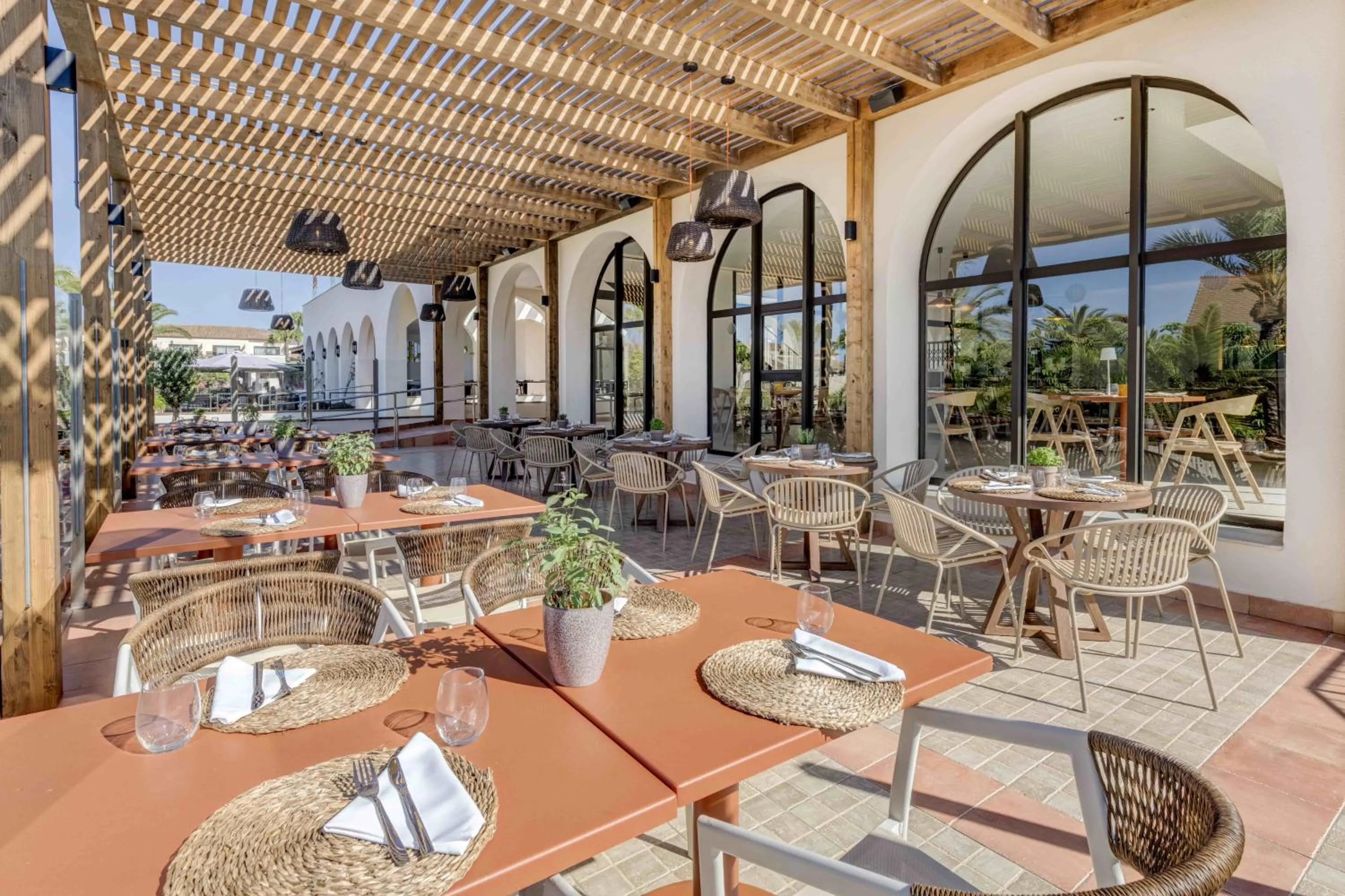 Restaurant/places to eat in Impressive Playa Granada Golf