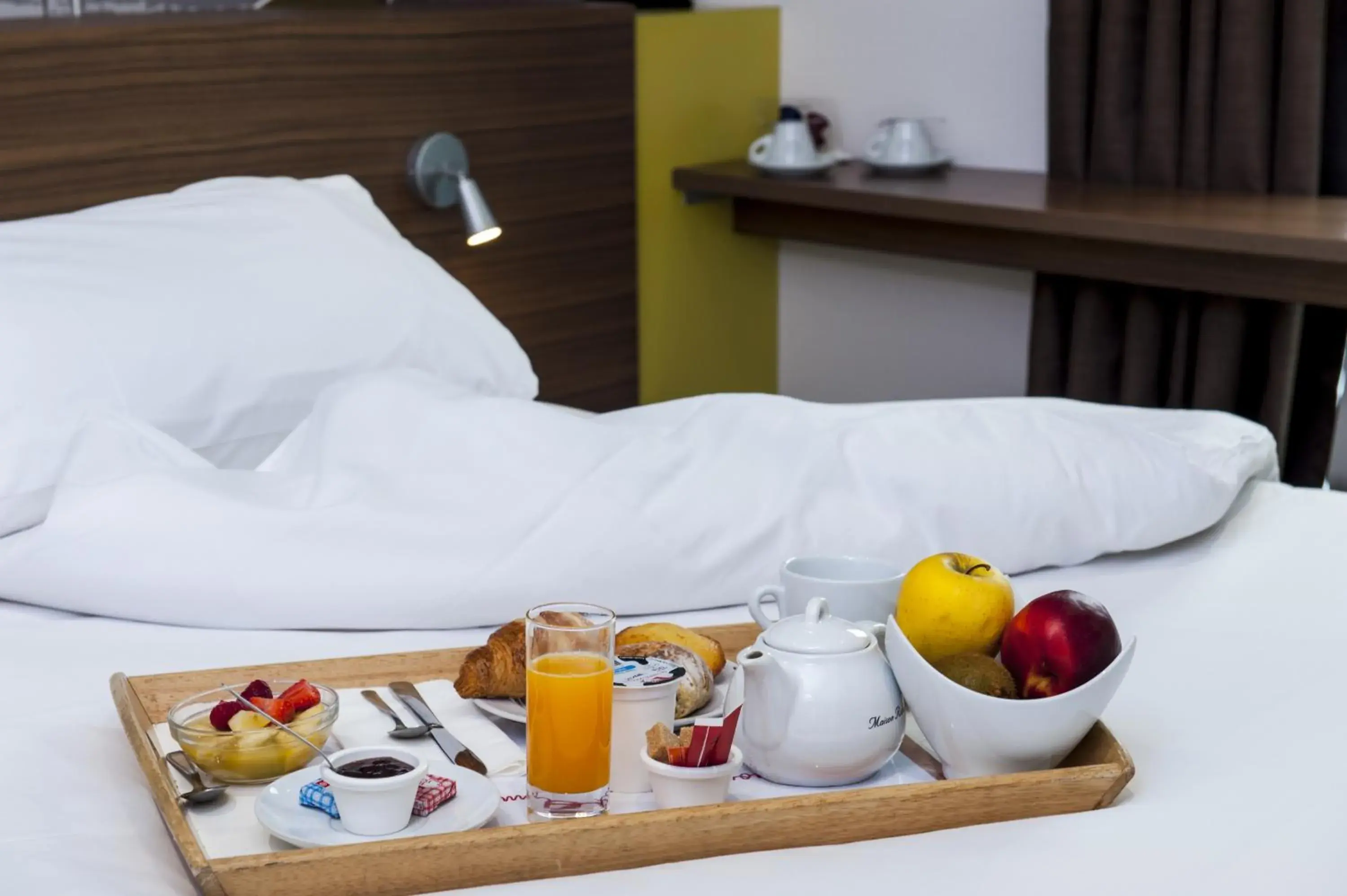 Breakfast, Bed in Brit Hotel Toulouse Colomiers – L’Esplanade Breakfast, Bed in Brit Hotel Toulouse Colomiers – L’Esplanade