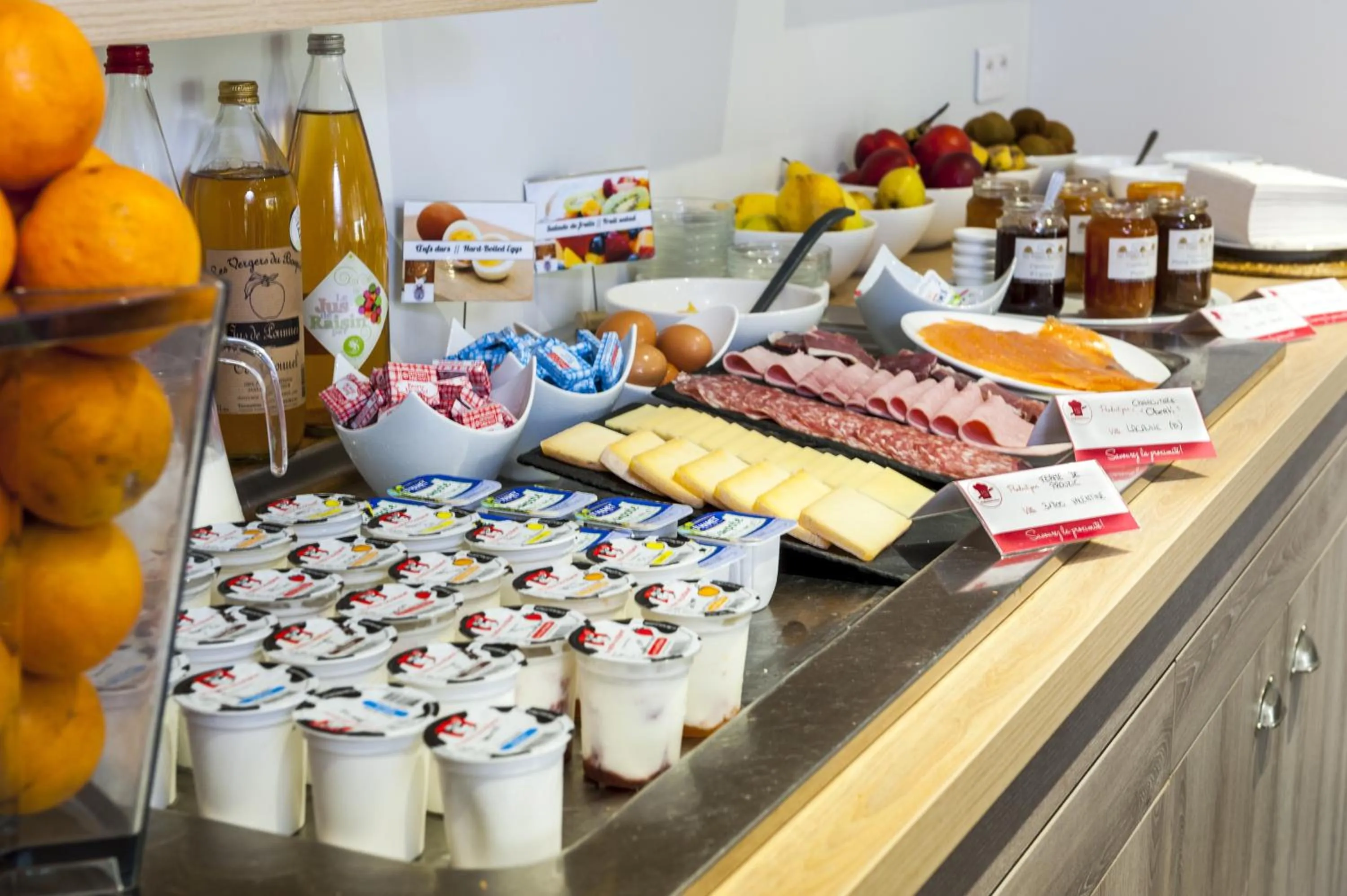 Breakfast in Brit Hotel Toulouse Colomiers – L’Esplanade