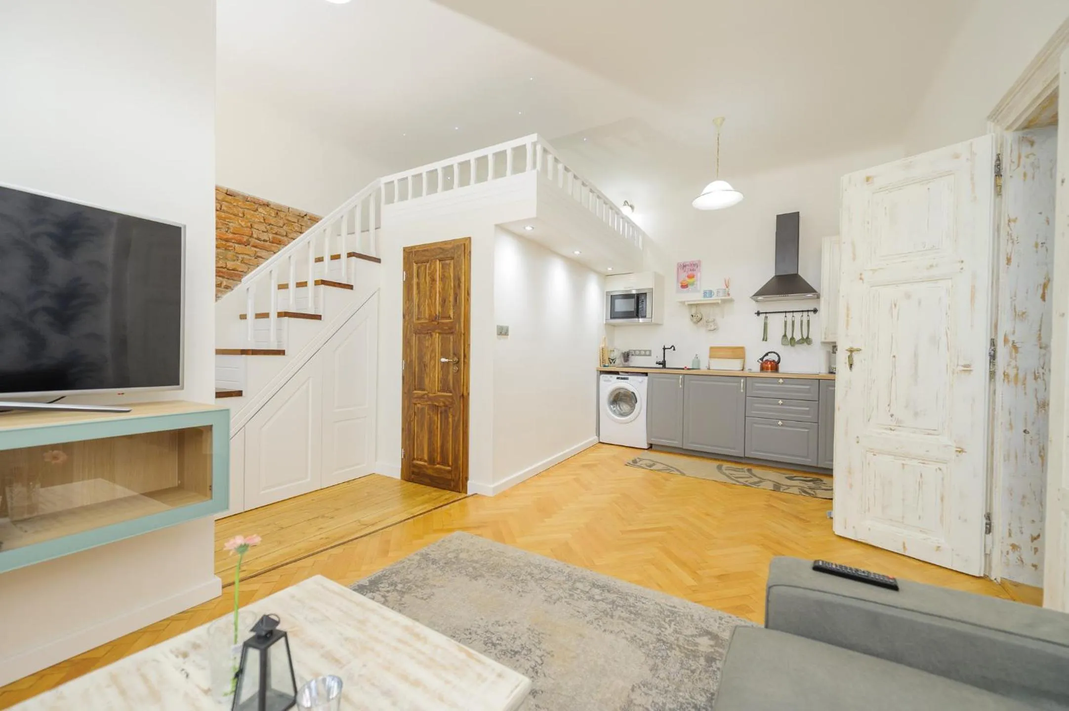 TV and multimedia in Pinkova Apartments