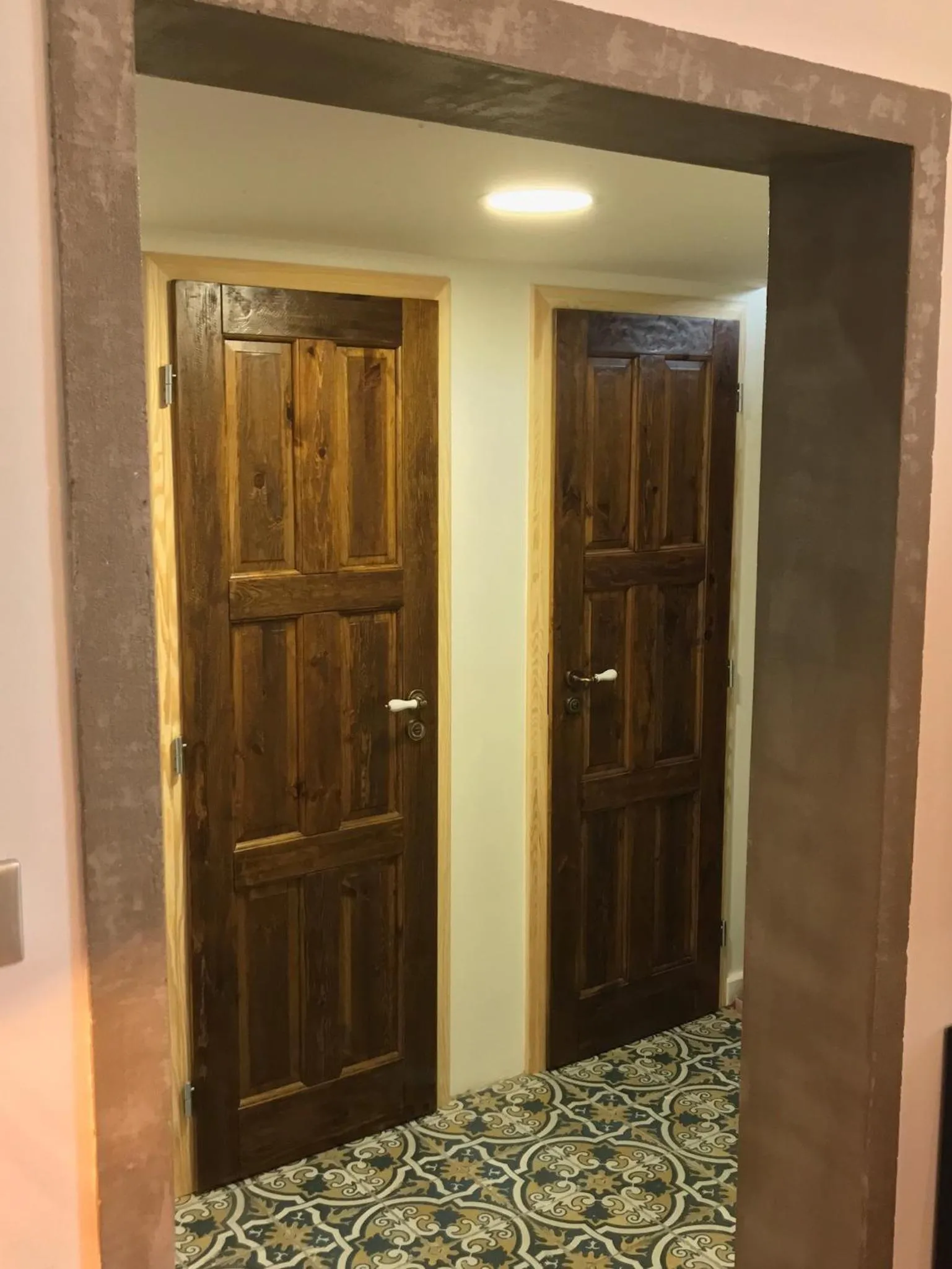 Facade/entrance in Pinkova Apartments