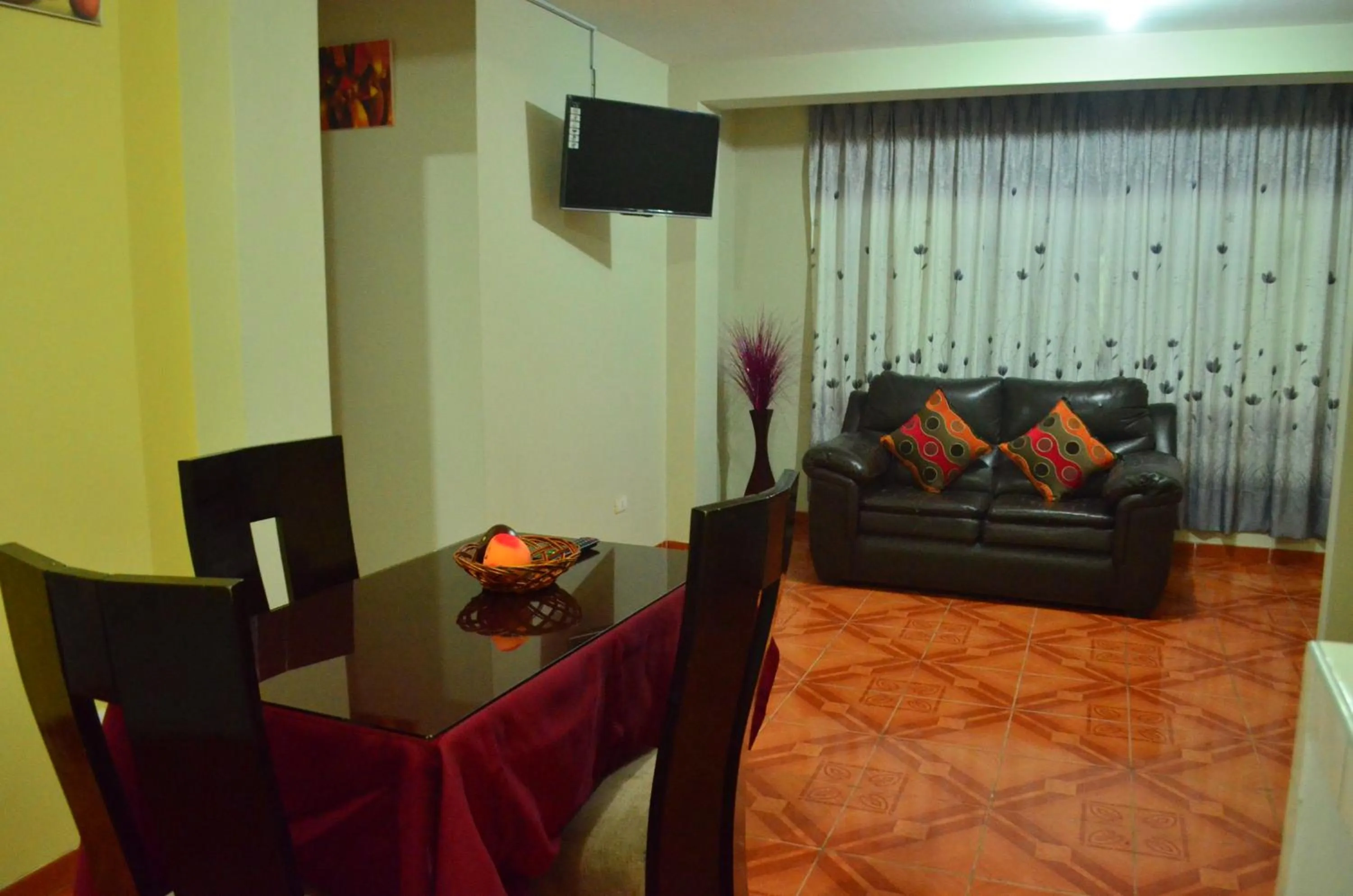 Communal lounge/ TV room in Rosenverg B&B Tours