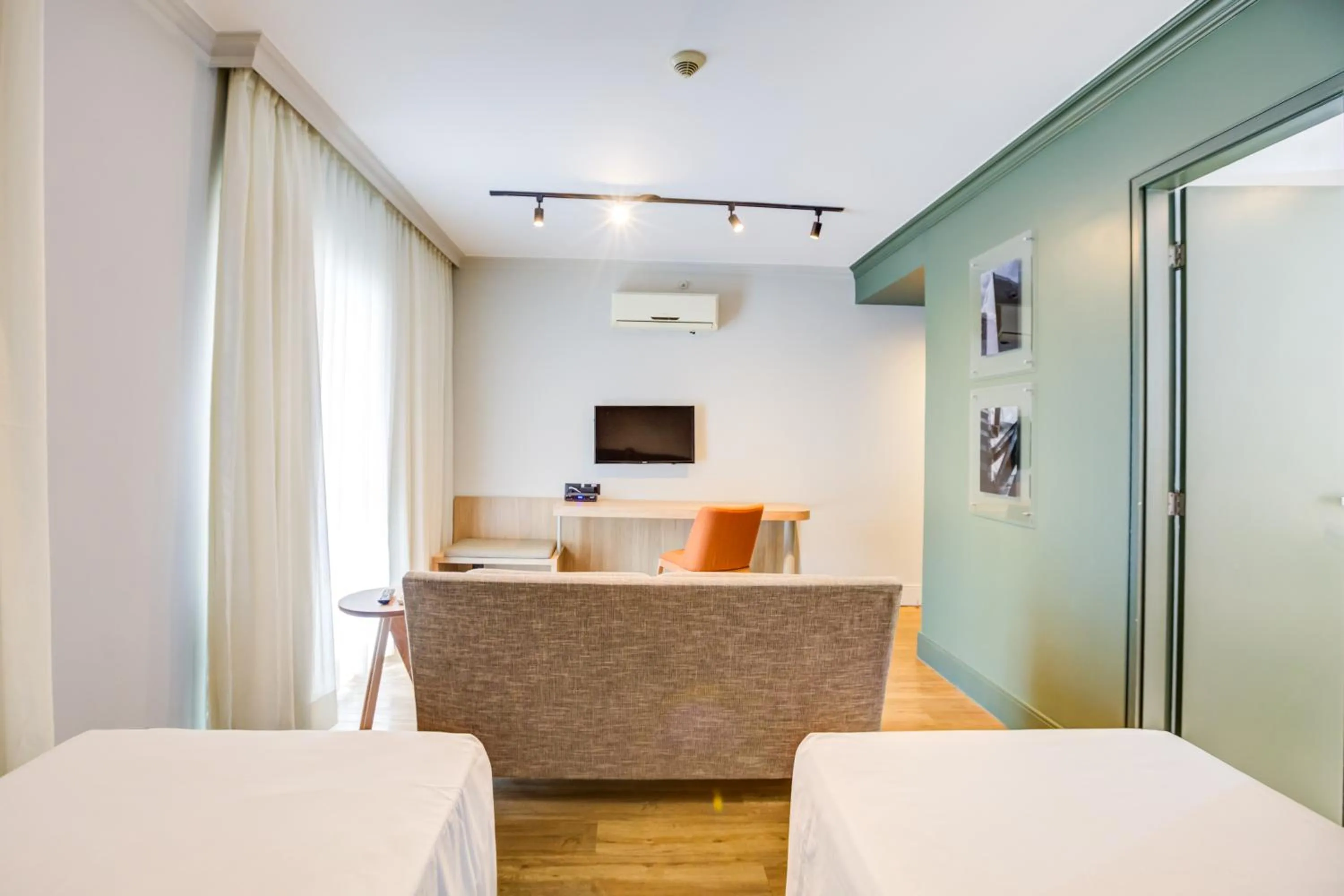 Bed in Transamerica Executive Perdizes