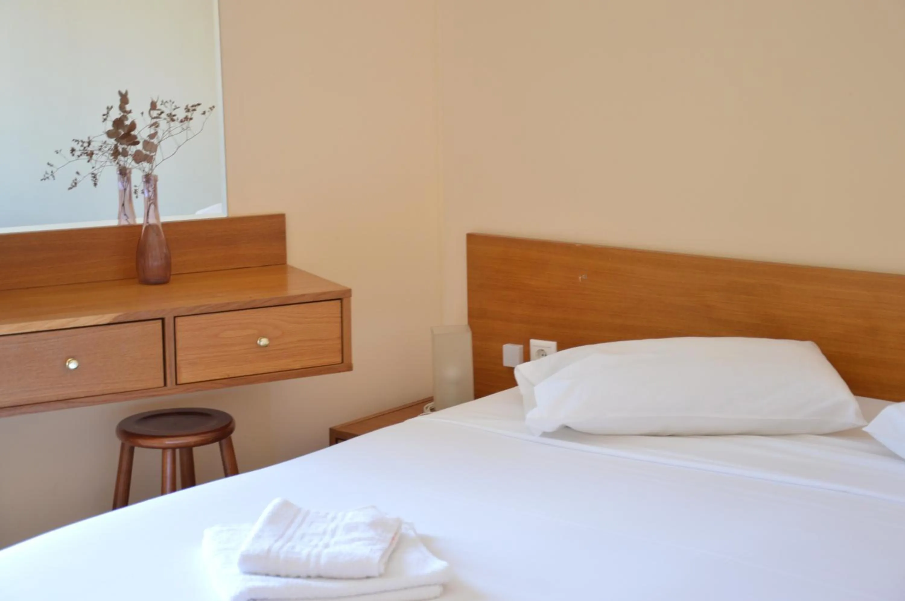 Bedroom, Bed in Villa Reverenza