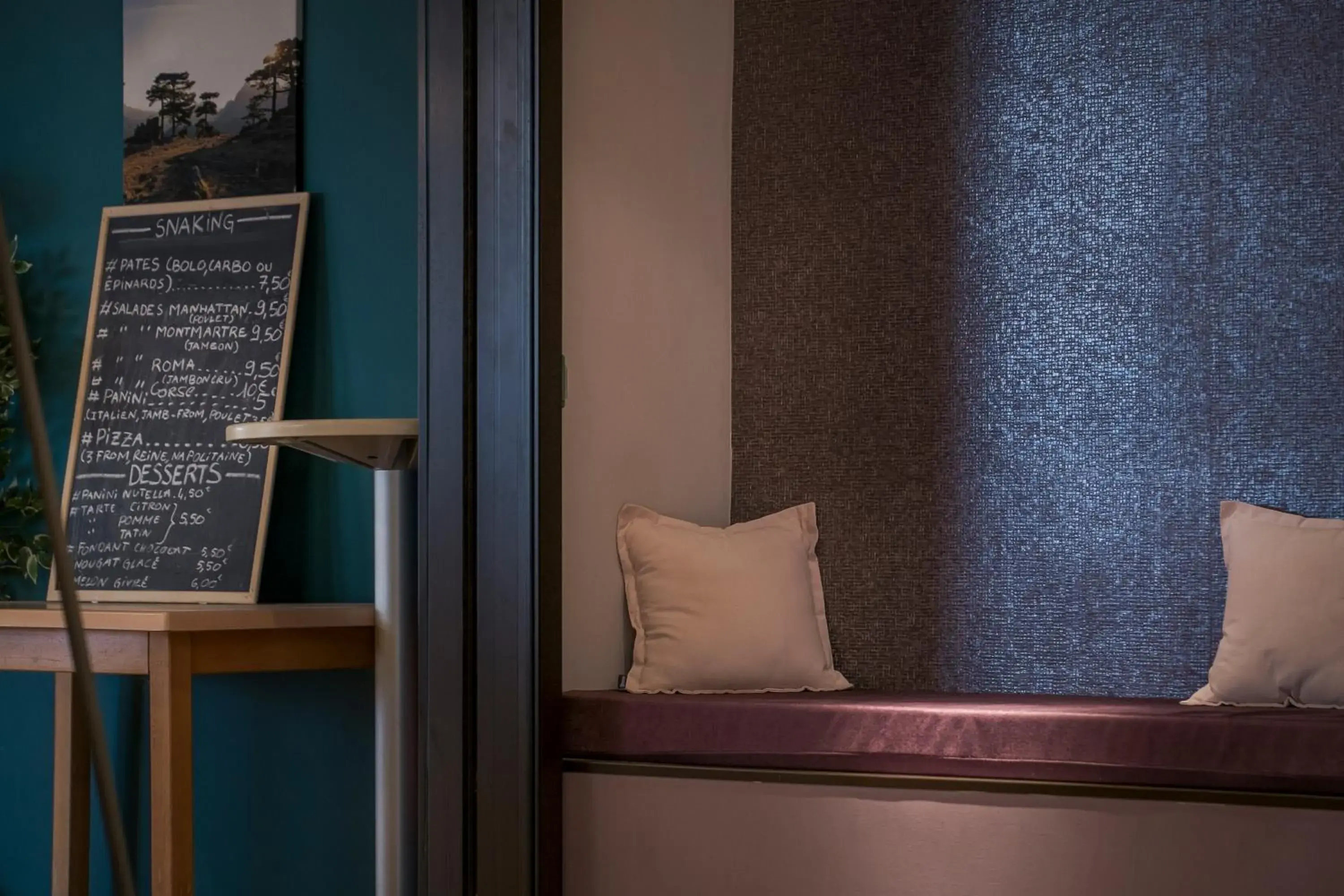 Lobby or reception, Bed in Résidence Les Calanques Lobby or reception, Bed in Résidence Les Calanques