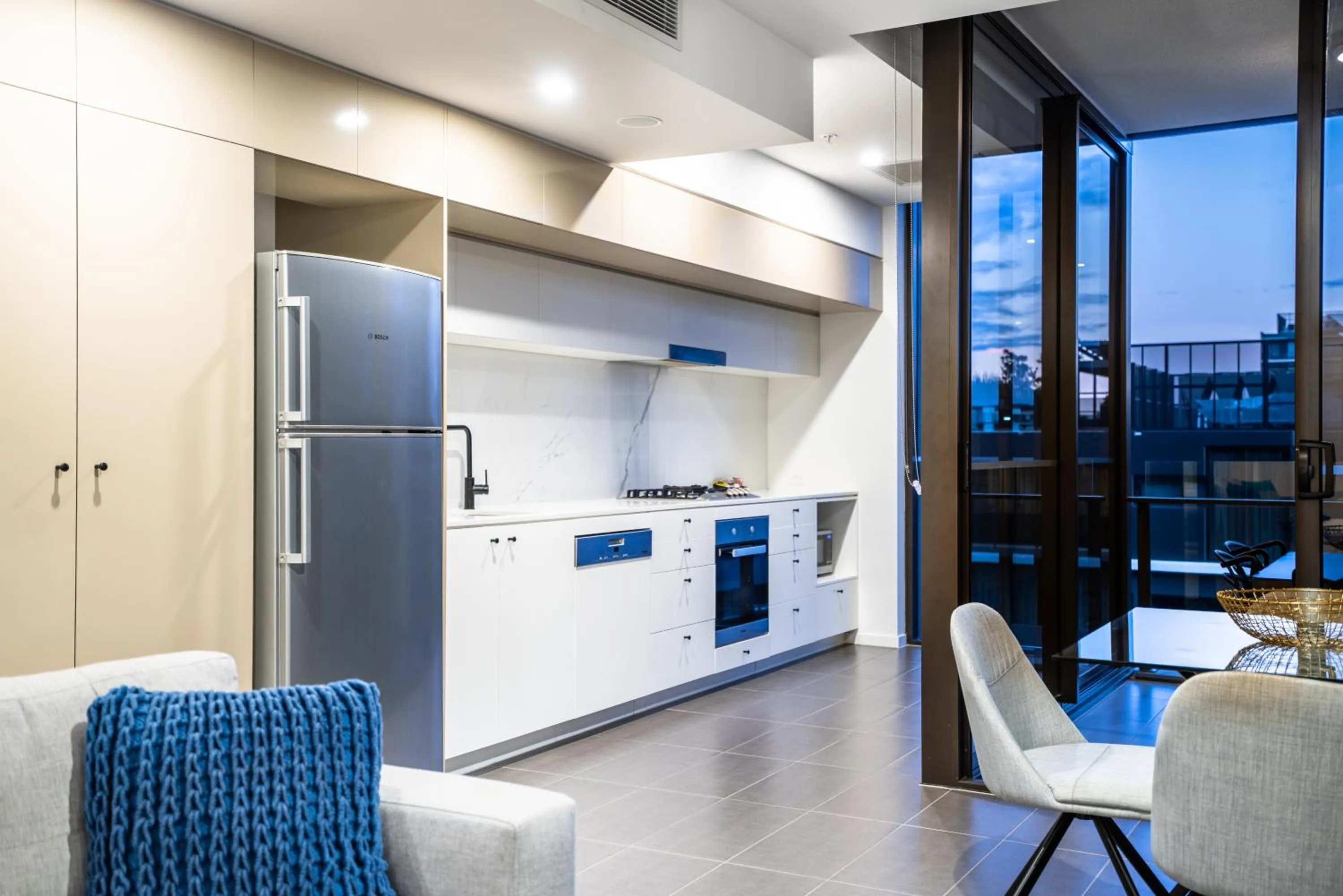 Kitchen or kitchenette in Opera Apartments South Brisbane