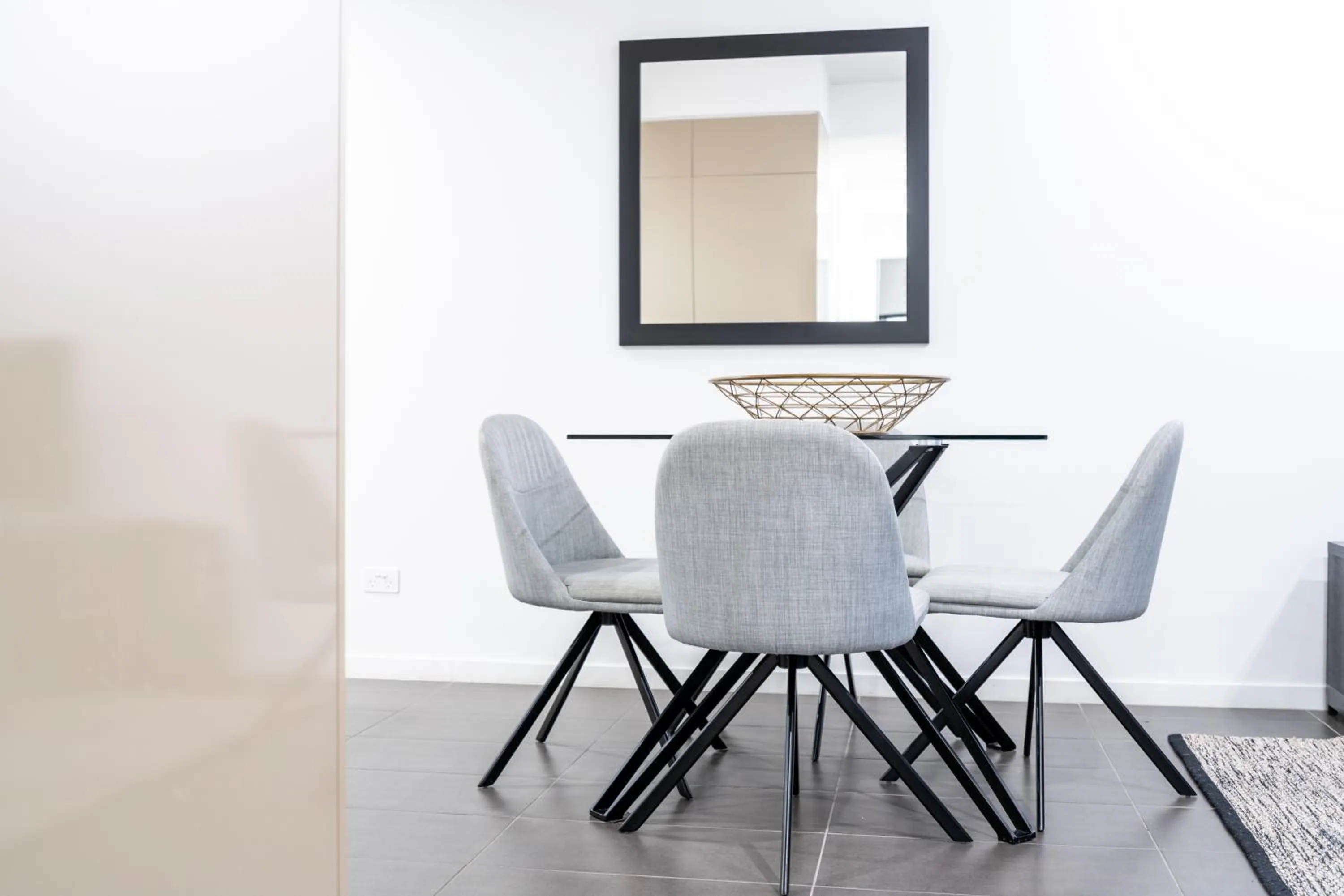 Dining area in Opera Apartments South Brisbane