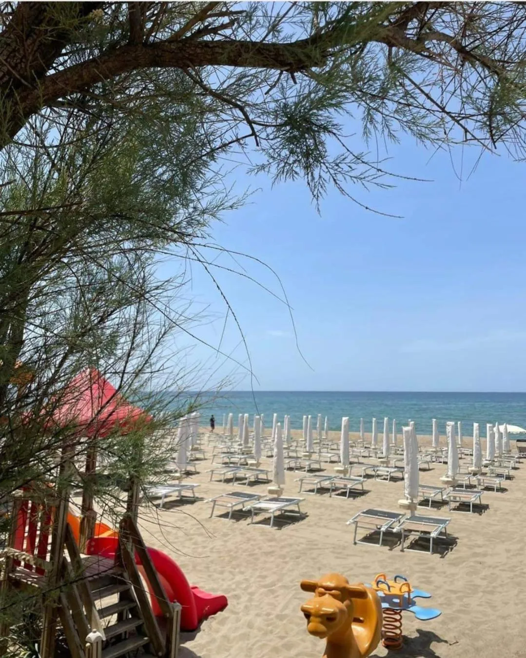 Beach in Hotel B&B Marina