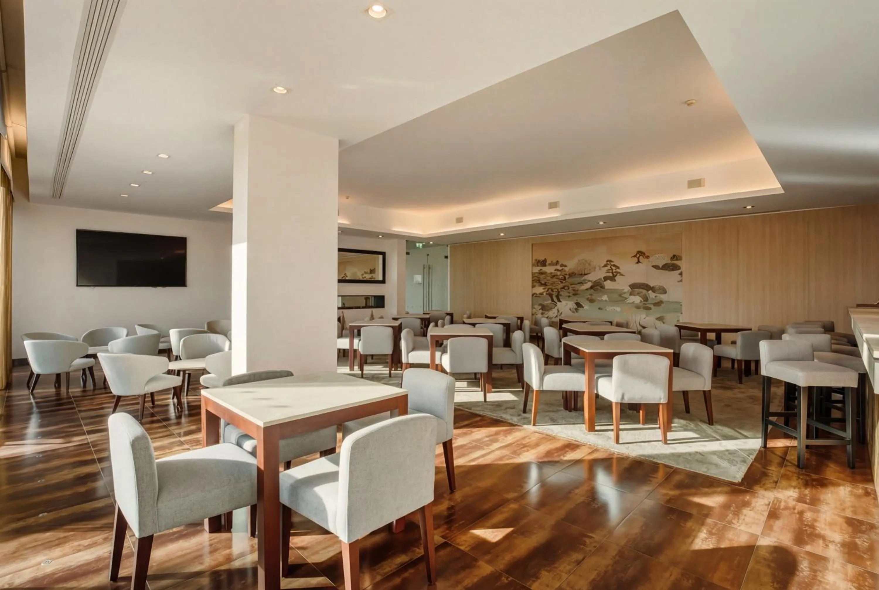 Lounge or bar in AP Lago Montargil - Conference & SPA