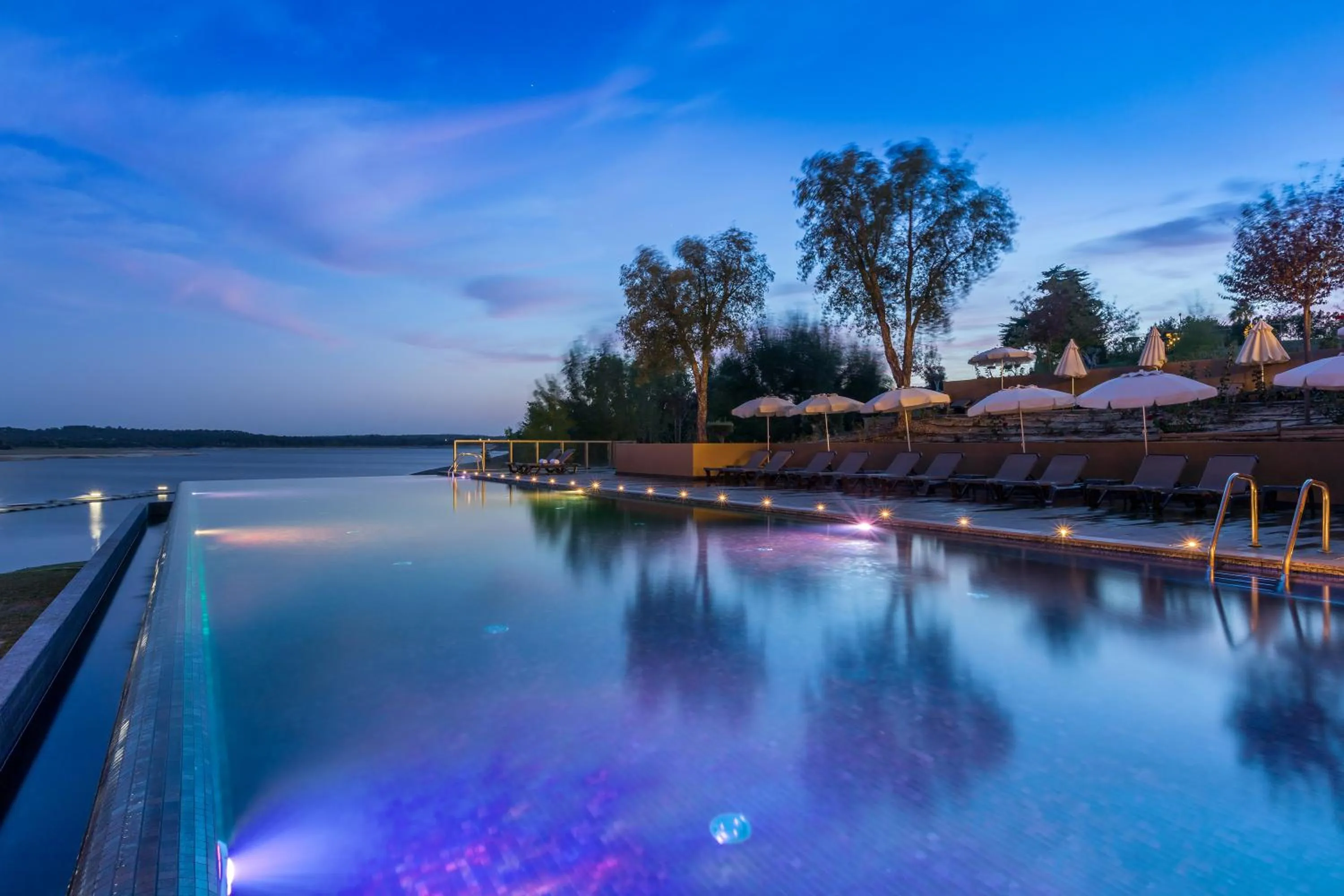 Swimming pool in AP Lago Montargil - Conference & SPA