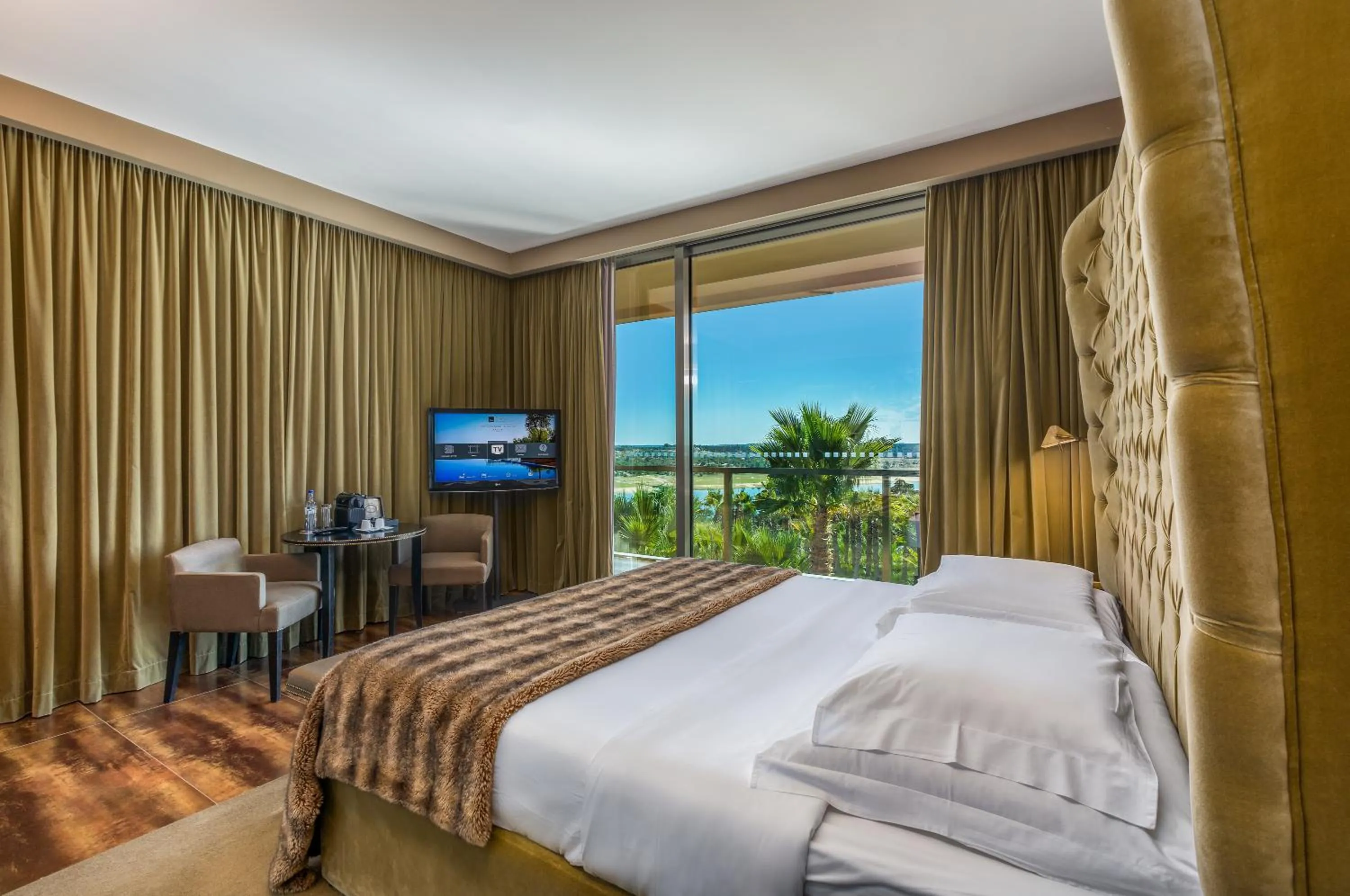 Bedroom, Bed in AP Lago Montargil - Conference & SPA