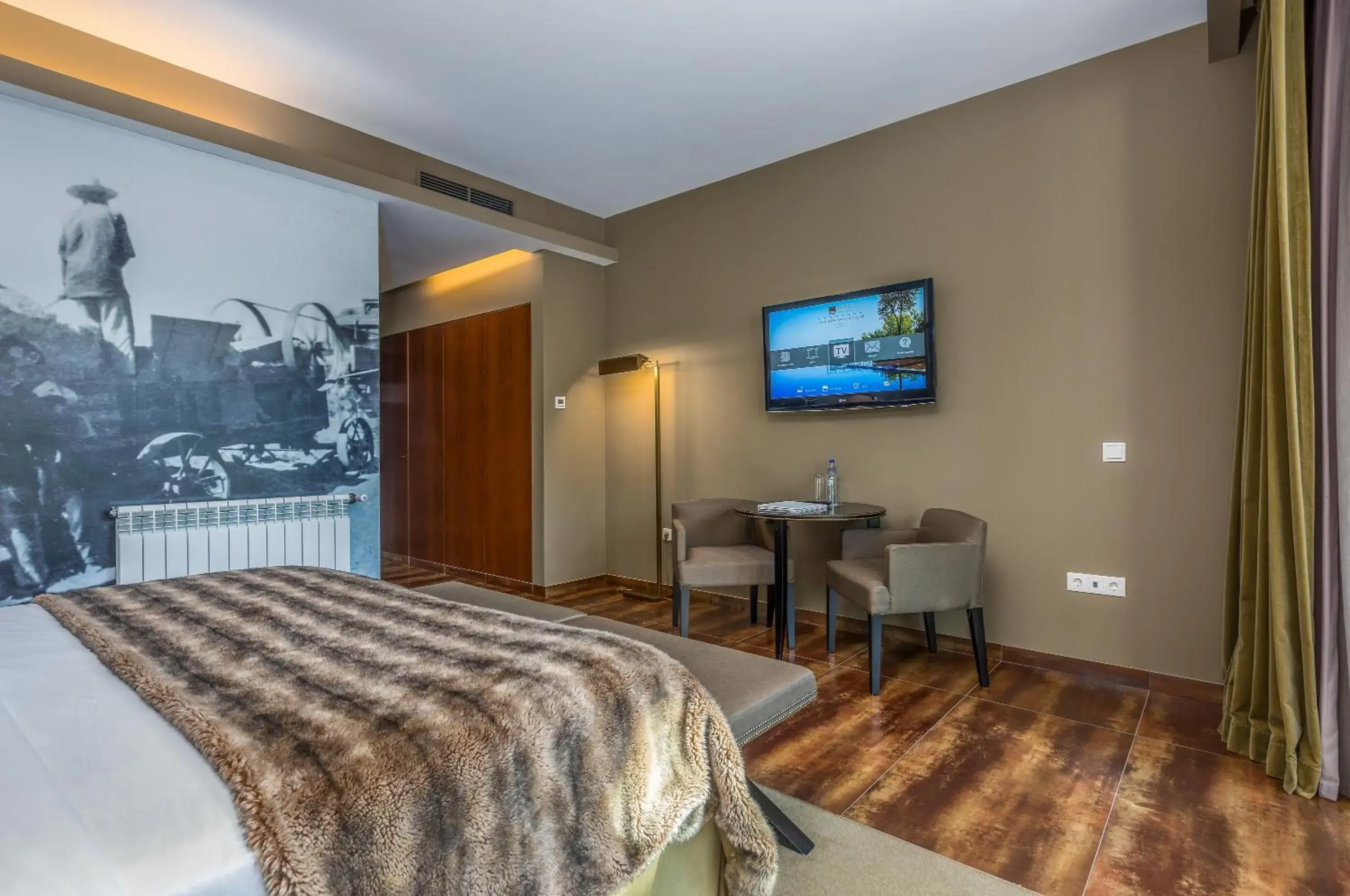 Communal lounge/ TV room, Bed in AP Lago Montargil - Conference & SPA Communal lounge/ TV room, Bed in AP Lago Montargil - Conference & SPA