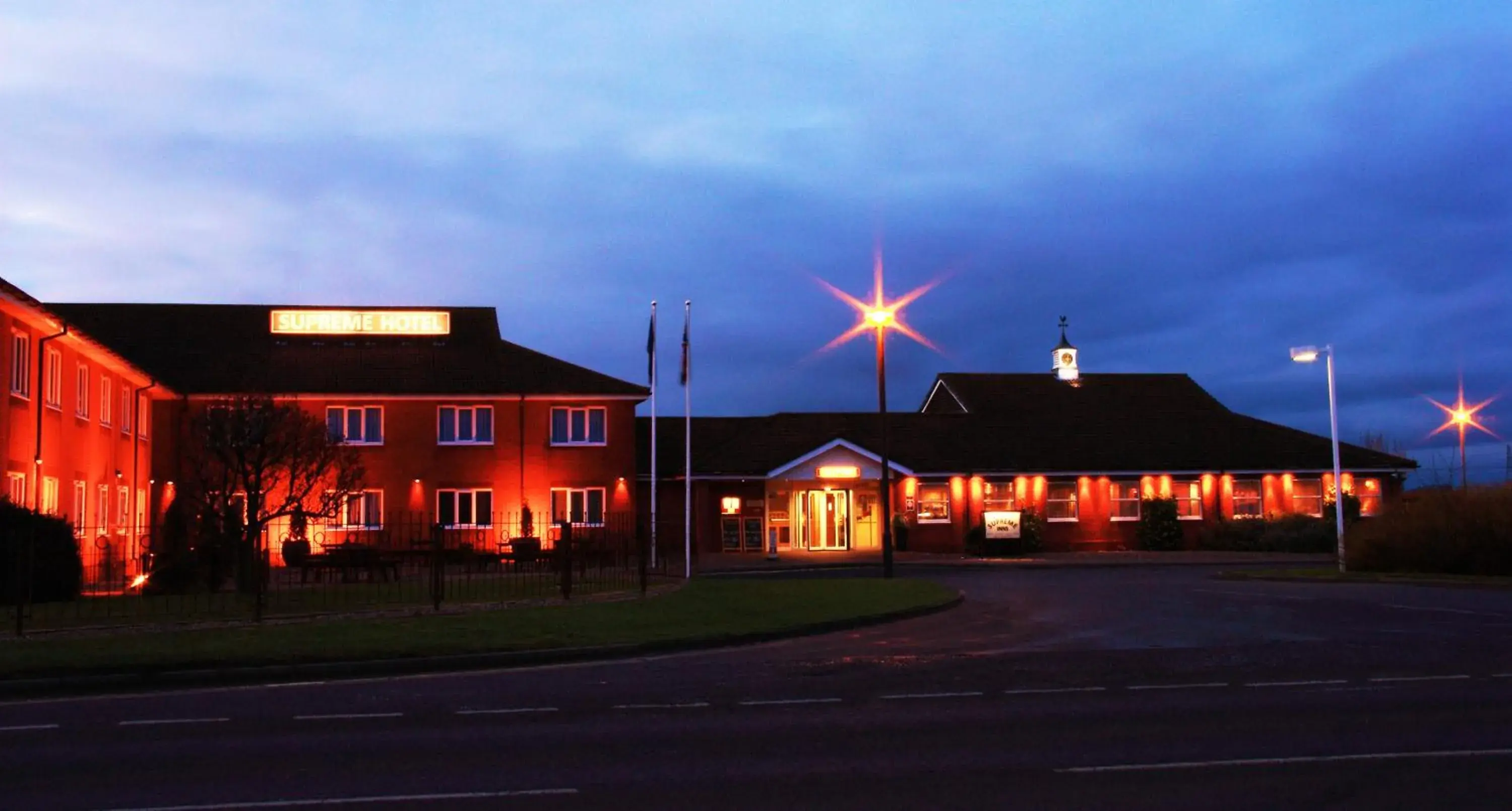 Facade/entrance in Supreme Inn Boston Facade/entrance in Supreme Inn Boston