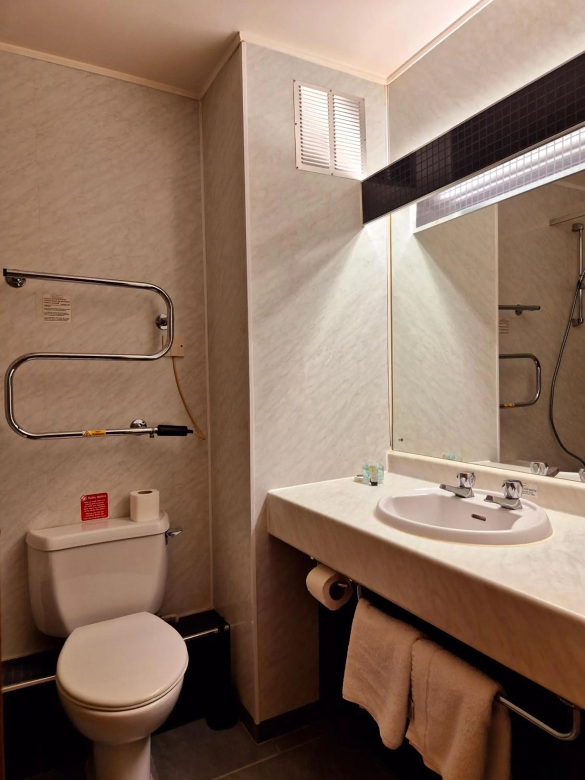 Bathroom in Supreme Inn Boston