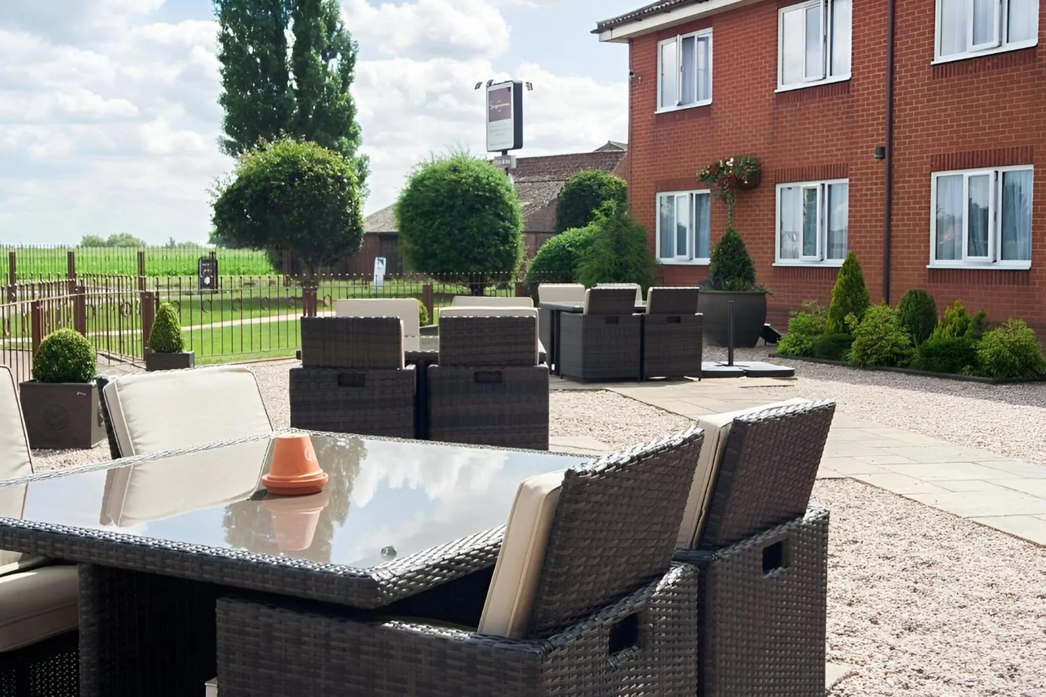 Garden in Supreme Inn Boston