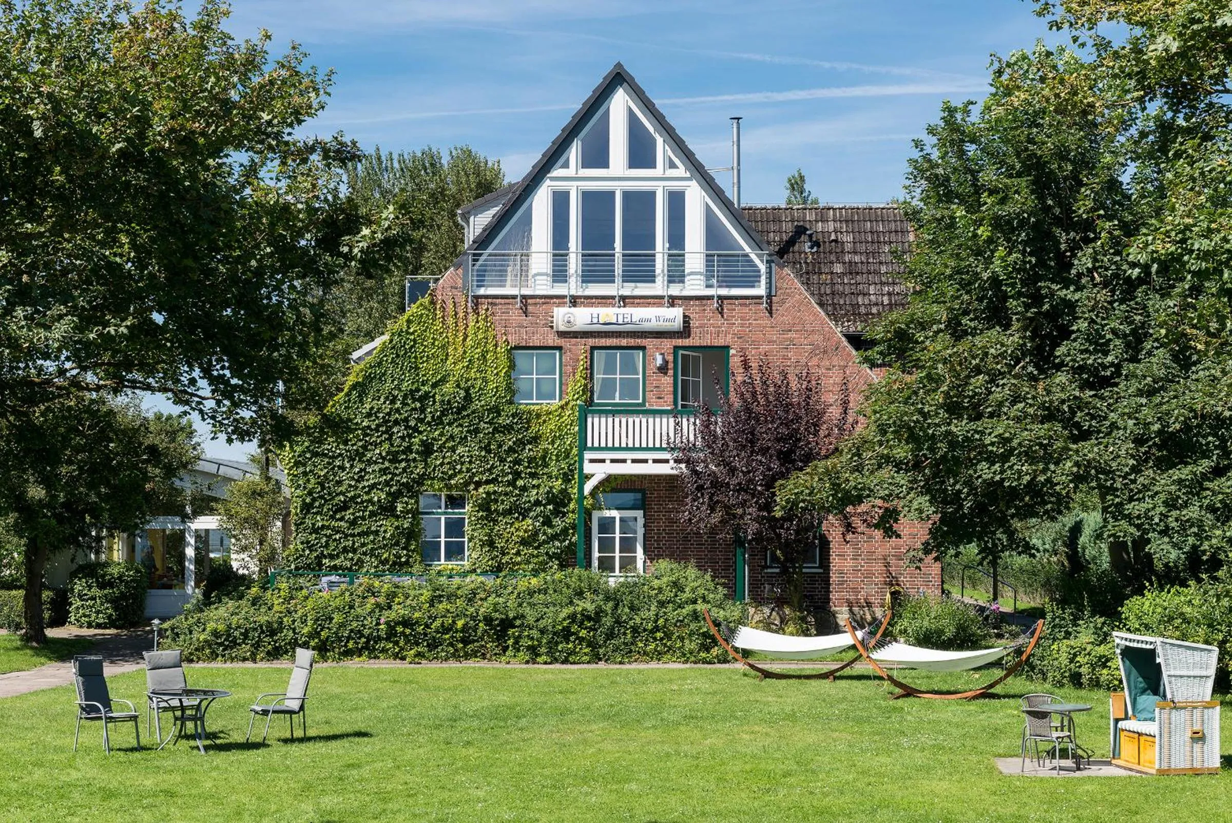 Facade/entrance in Hotel am Wind