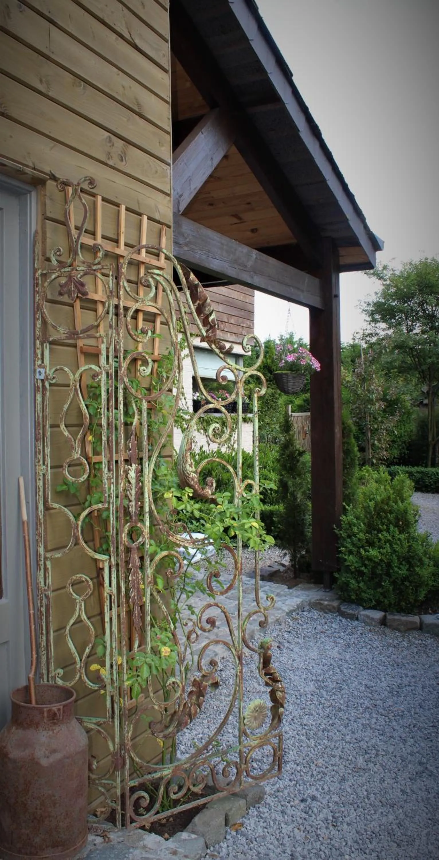 Decorative detail in Le Cerf d'Hubert