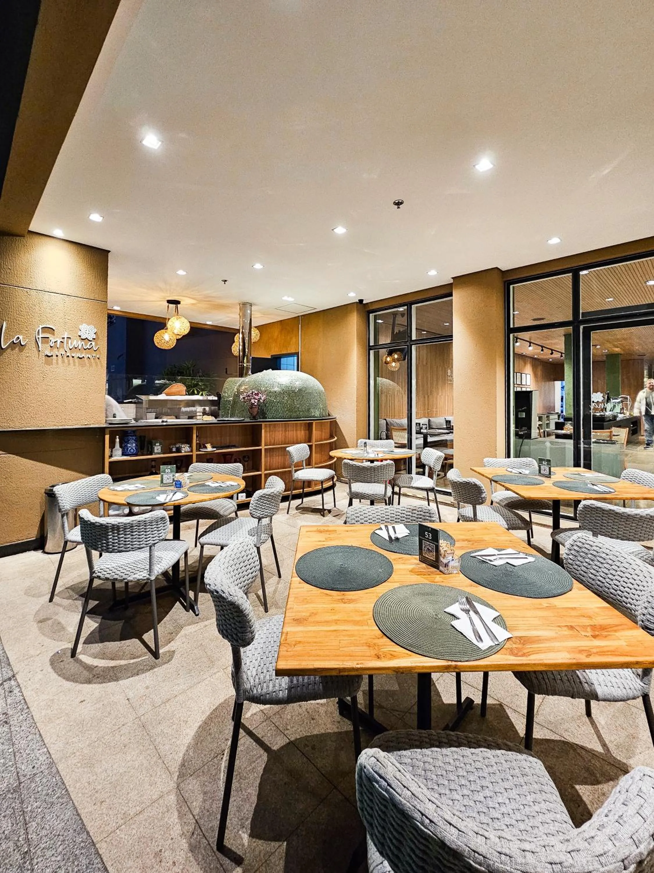 Restaurant/places to eat in Transamerica Prime International Plaza (Paulista)
