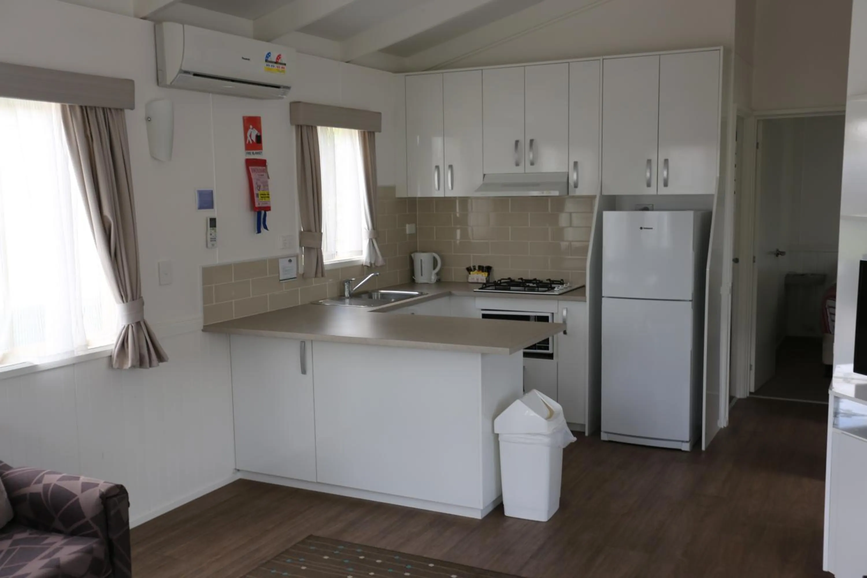 Kitchen or kitchenette in Jenolan Holiday Park Oberon