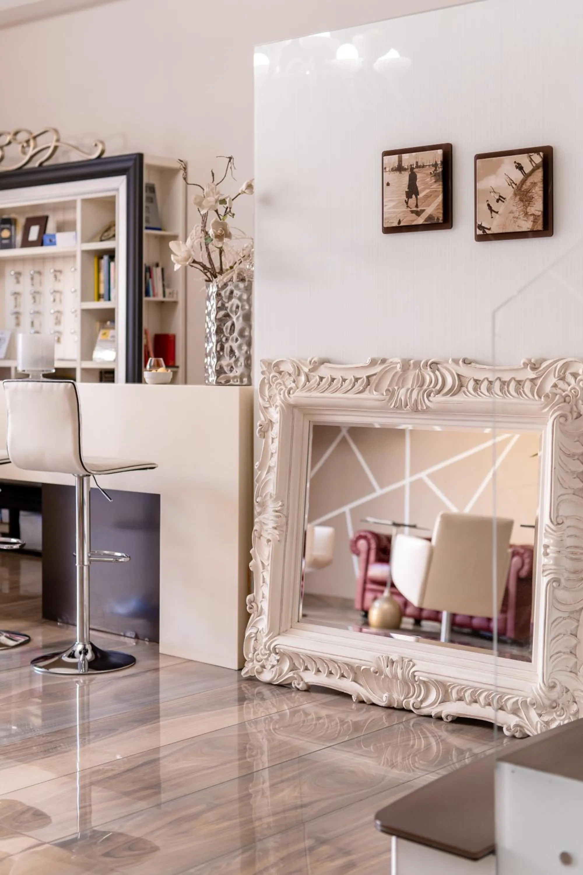 Lobby or reception in Hotel Bruman